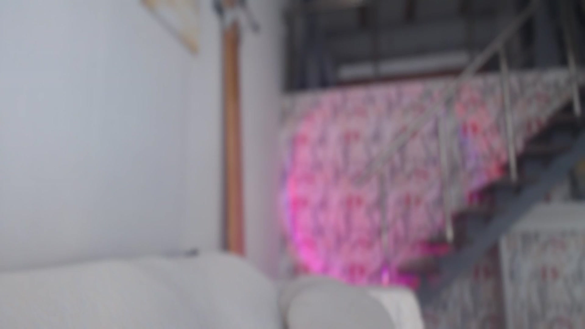 Gallery image thumbnail from Unhappy_one's myfreecams stream on, 08/17/2025, 15:04 image 17 of 20