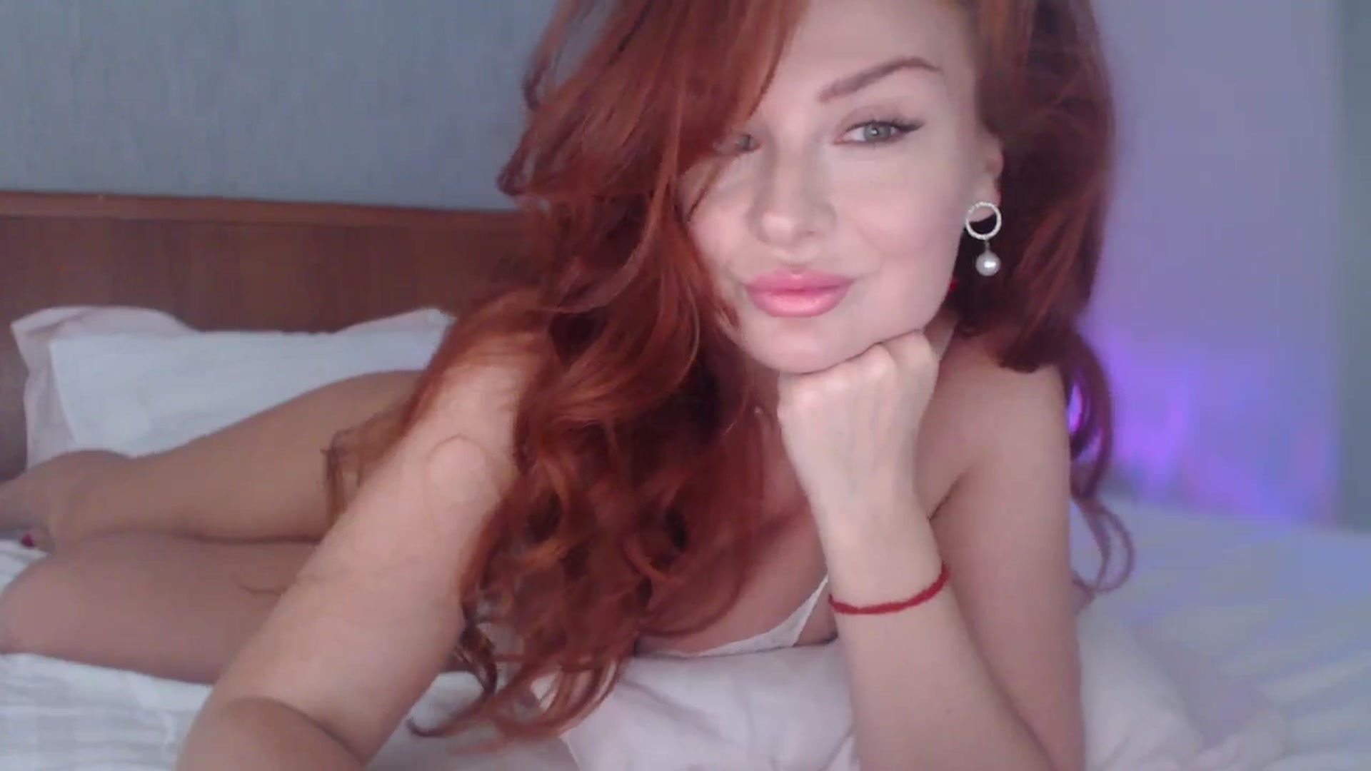Gallery image thumbnail from Unhappy_one's myfreecams stream on, 09/07/2025, 13:50 image 4 of 20