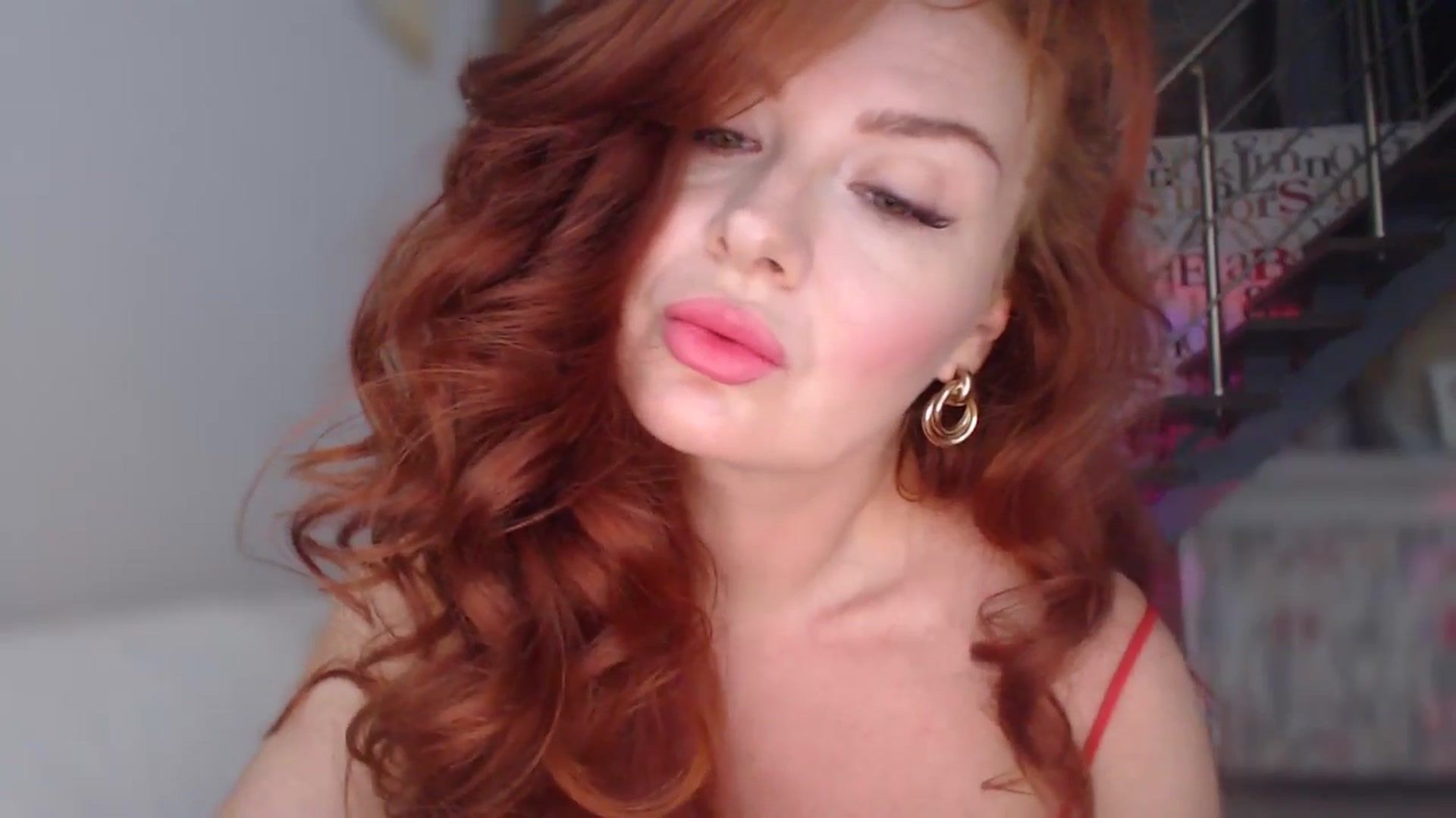 Gallery image thumbnail from Unhappy_one's myfreecams stream on, 09/08/2025, 15:56 image 4 of 20