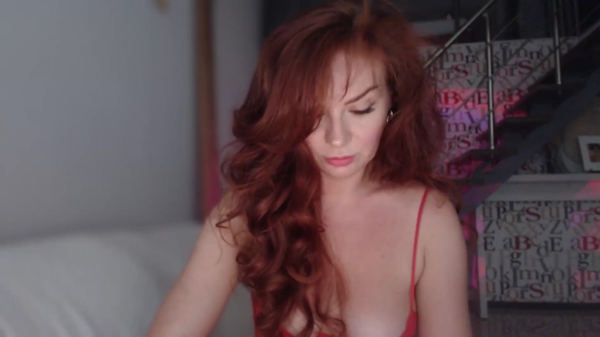 Gallery image thumbnail from Unhappy_one's myfreecams stream on, 09/08/2025, 15:56 image 15 of 20