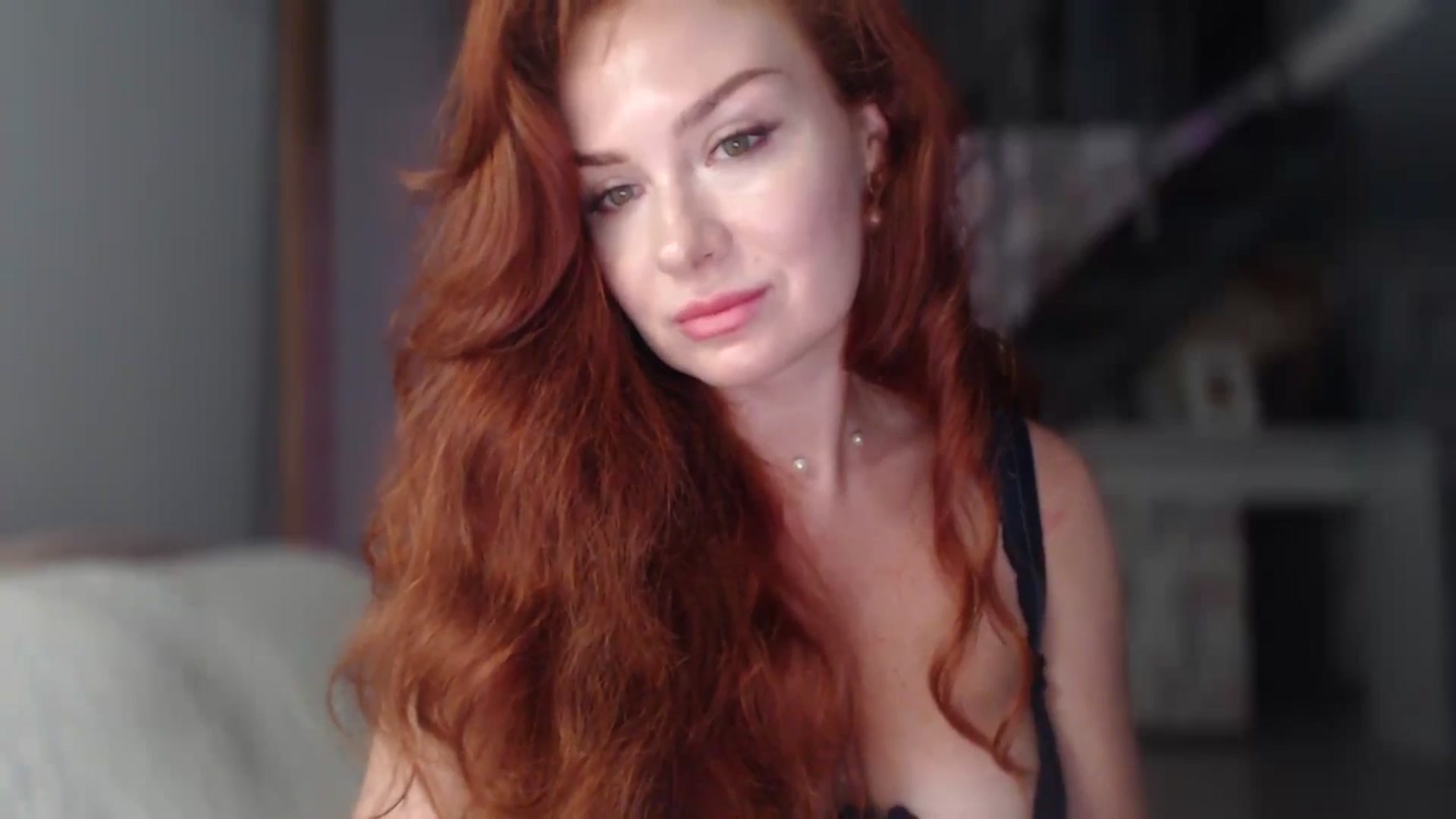 Gallery image thumbnail from Unhappy_one's myfreecams stream on, 09/12/2025, 16:04 image 15 of 20