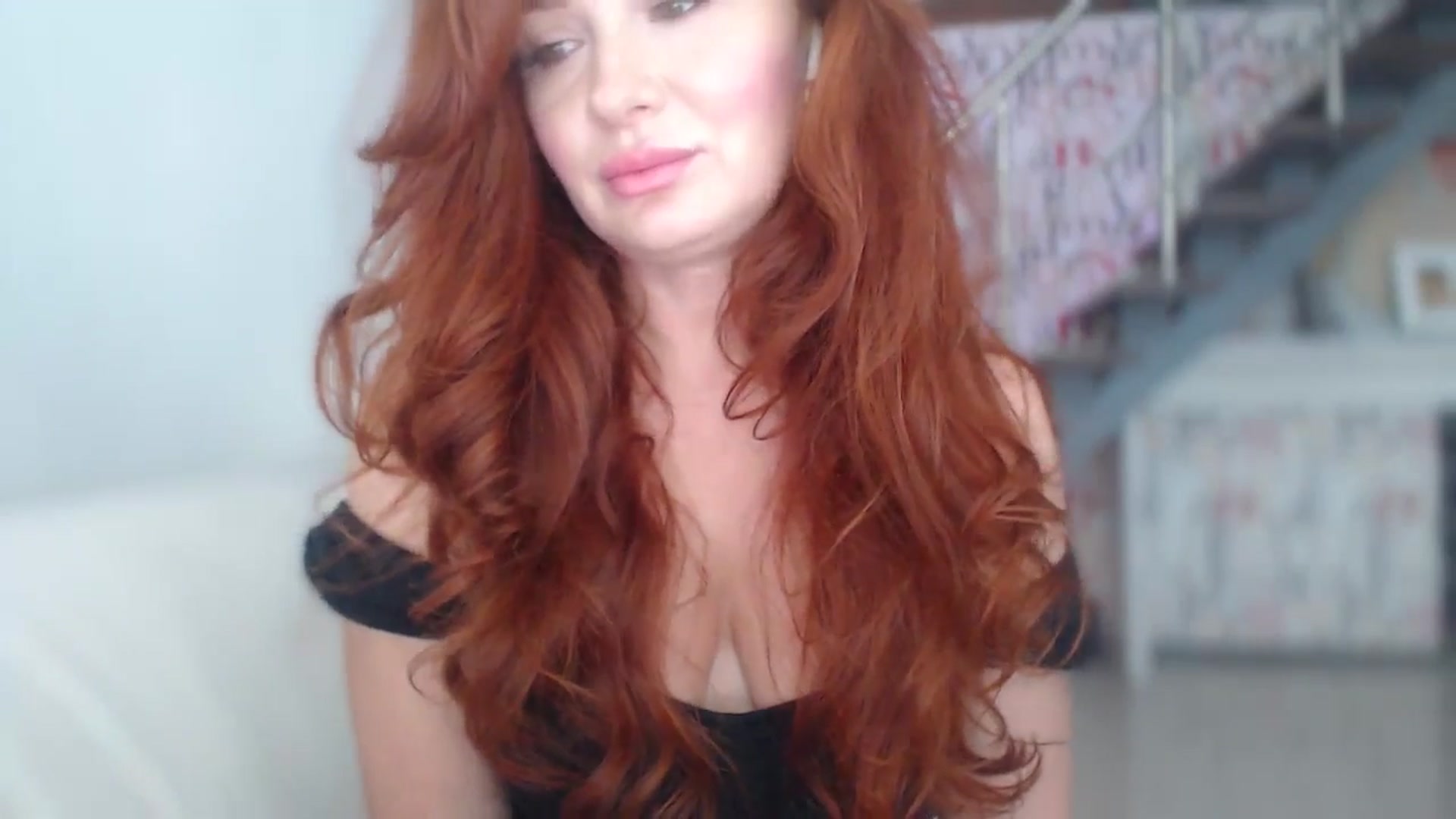 Gallery image thumbnail from Unhappy_one's myfreecams stream on, 09/18/2025, 14:23 image 10 of 20