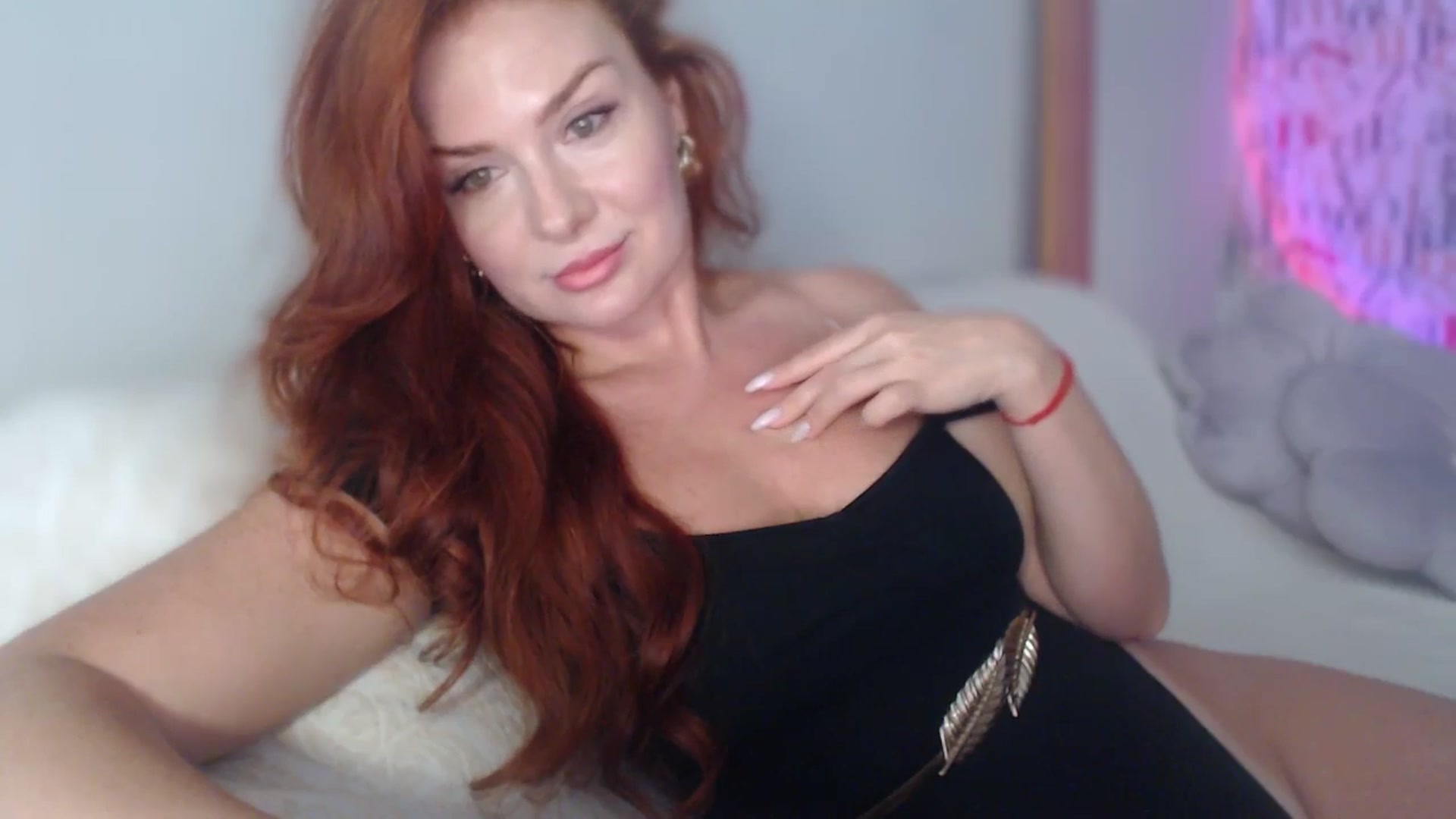 Gallery image thumbnail from Unhappy_one's myfreecams stream on, 09/18/2025, 15:24 image 11 of 20