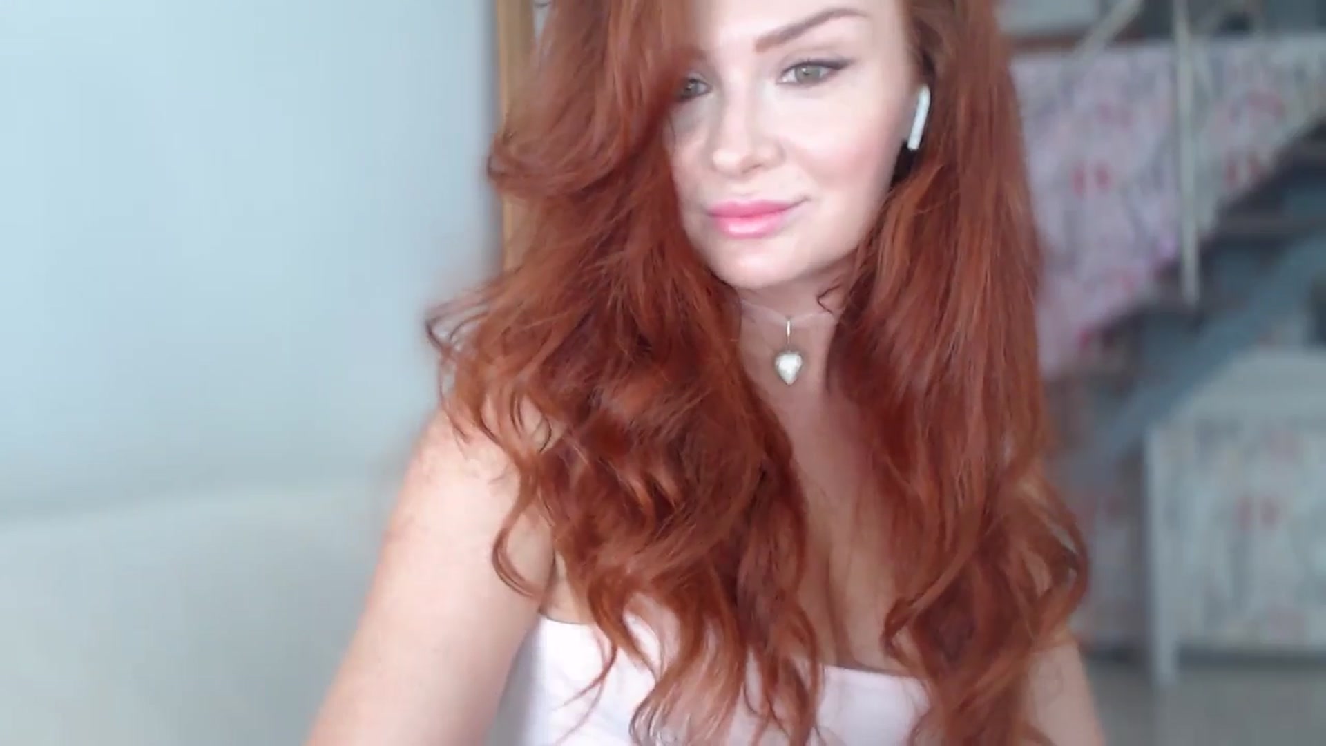 Gallery image thumbnail from Unhappy_one's myfreecams stream on, 09/19/2025, 12:10 image 14 of 20