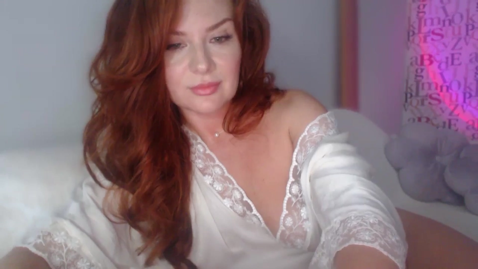 Gallery image thumbnail from Unhappy_one's myfreecams stream on, 09/23/2025, 15:18 image 10 of 20