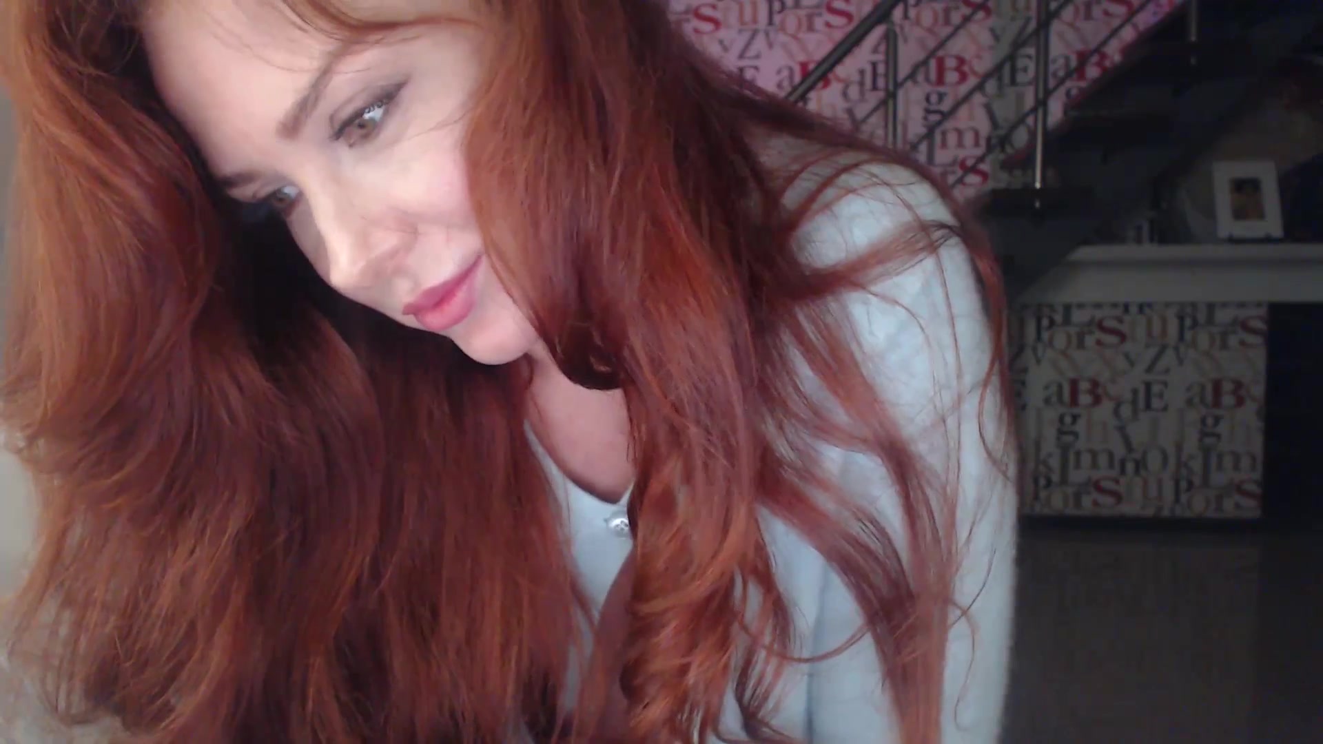 Gallery image thumbnail from Unhappy_one's myfreecams stream on, 09/30/2025, 15:58 image 17 of 20