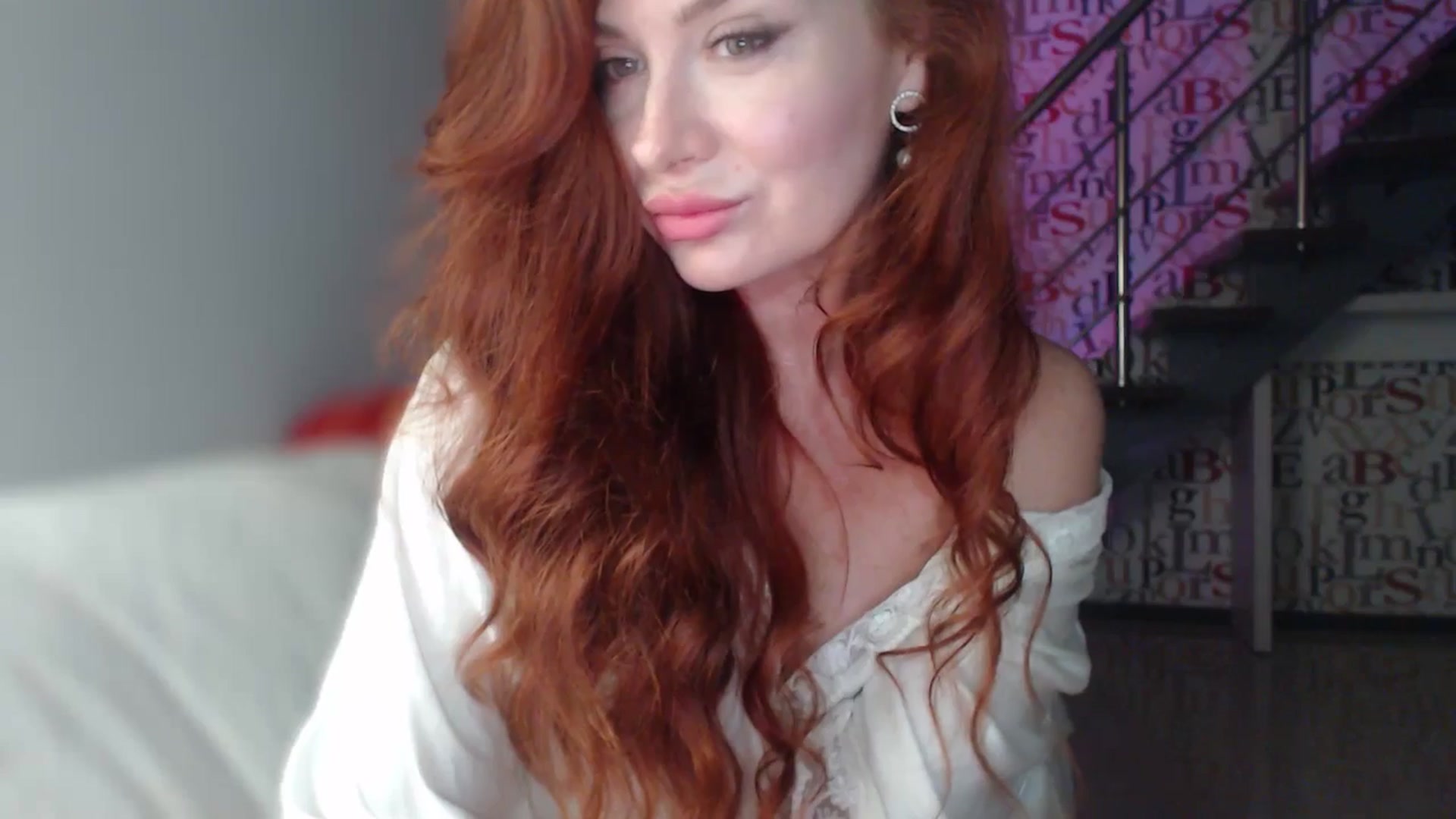 Gallery image thumbnail from Unhappy_one's myfreecams stream on, 10/01/2025, 16:55 image 18 of 20