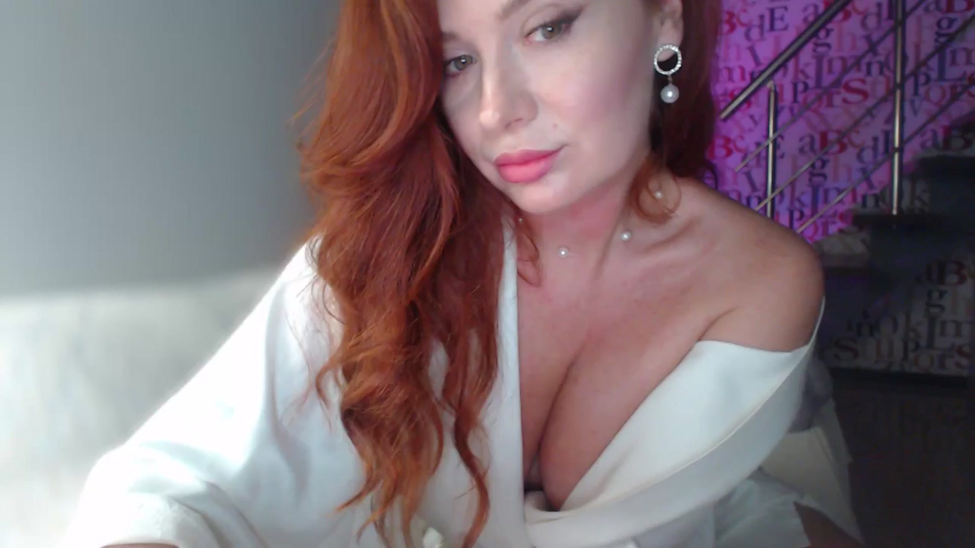 Gallery image thumbnail from Unhappy_one's myfreecams stream on, 10/01/2025, 16:55 image 6 of 20