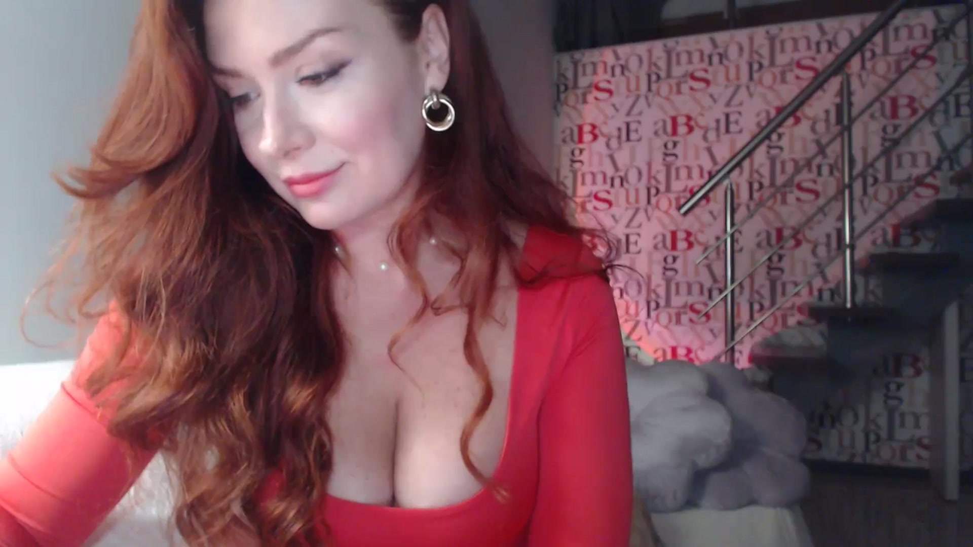 Gallery image thumbnail from Unhappy_one's myfreecams stream on, 10/03/2025, 16:10 image 18 of 20