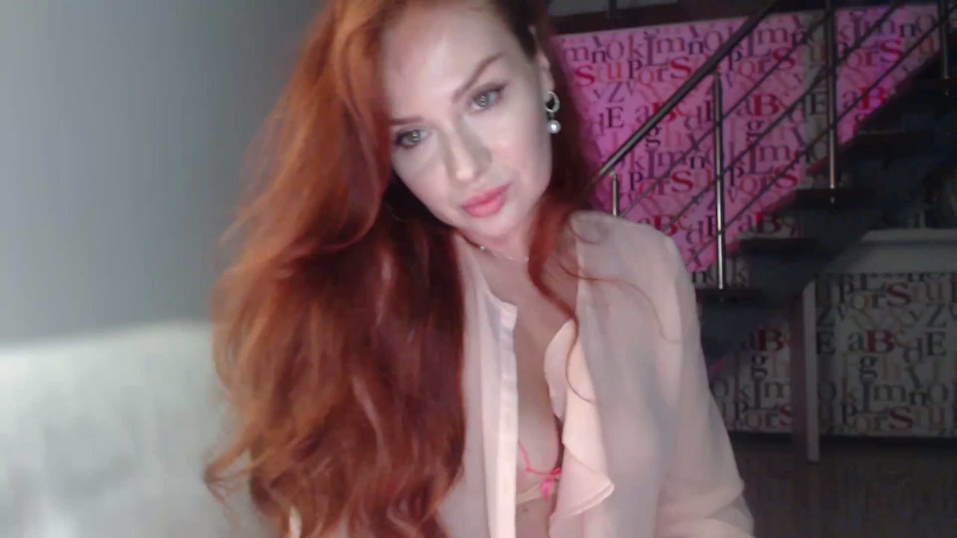 Gallery image thumbnail from Unhappy_one's myfreecams stream on, 10/09/2025, 17:05 image 16 of 20