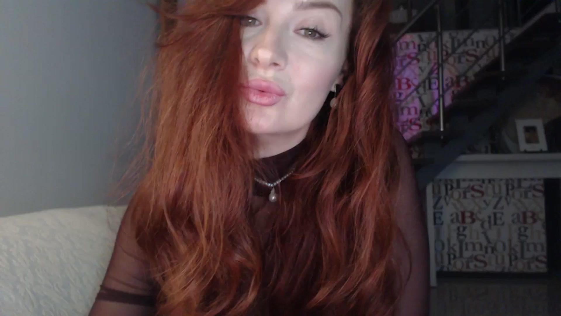 Gallery image thumbnail from Unhappy_one's myfreecams stream on, 10/14/2025, 15:03 image 1 of 20