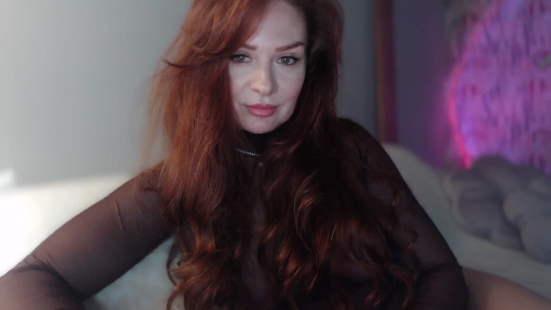Gallery image thumbnail from Unhappy_one's myfreecams stream on, 10/14/2025, 15:03 image 19 of 20