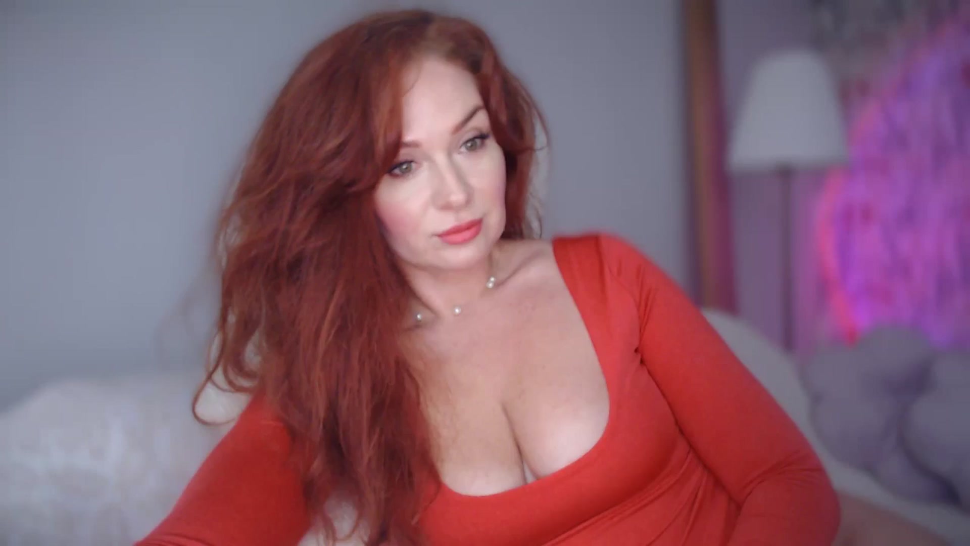 Gallery image thumbnail from Unhappy_one's myfreecams stream on, 10/27/2025, 13:18 image 2 of 20