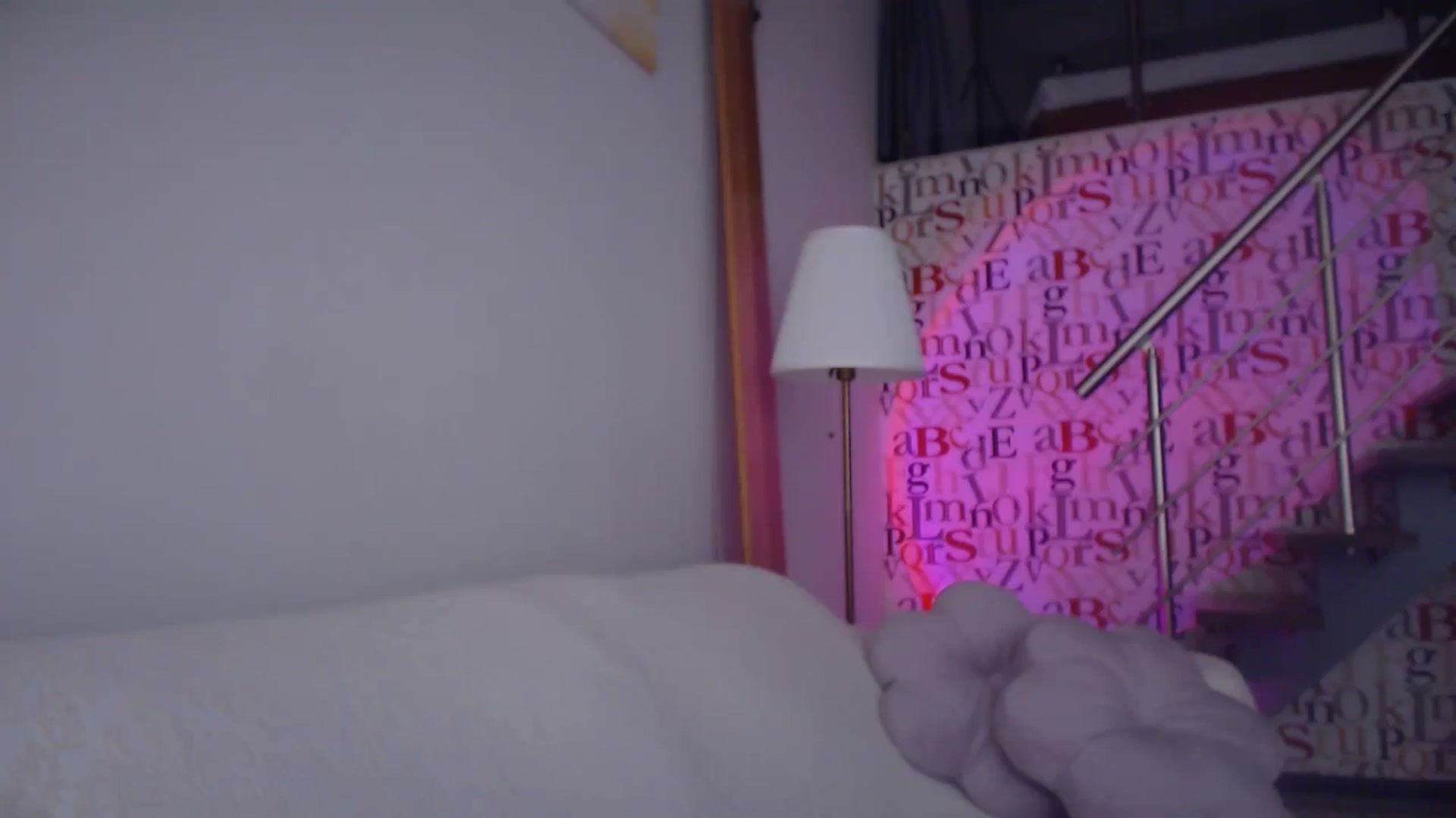 Gallery image thumbnail from Unhappy_one's myfreecams stream on, 10/27/2025, 13:18 image 8 of 20