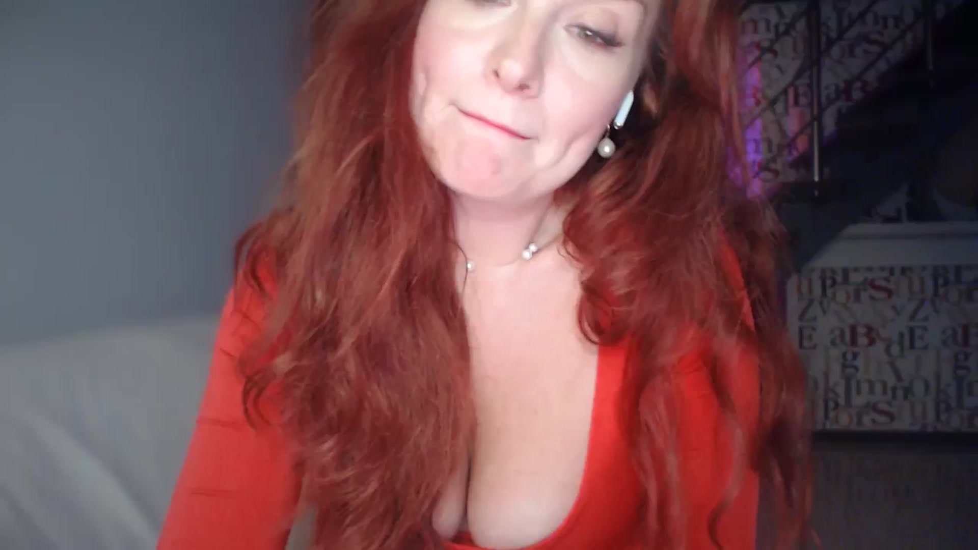 Gallery image thumbnail from Unhappy_one's myfreecams stream on, 10/27/2025, 15:12 image 14 of 20