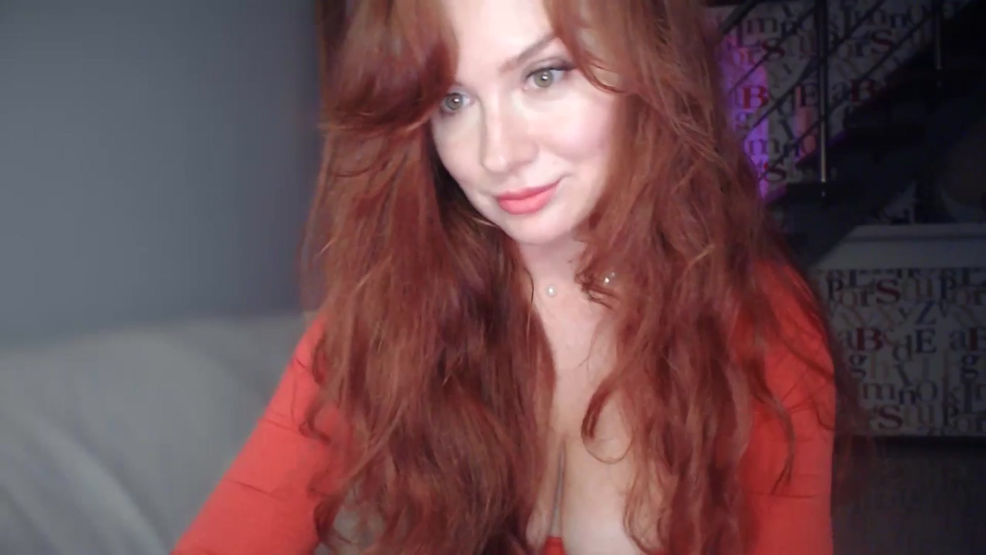 Gallery image thumbnail from Unhappy_one's myfreecams stream on, 10/27/2025, 15:12 image 19 of 20