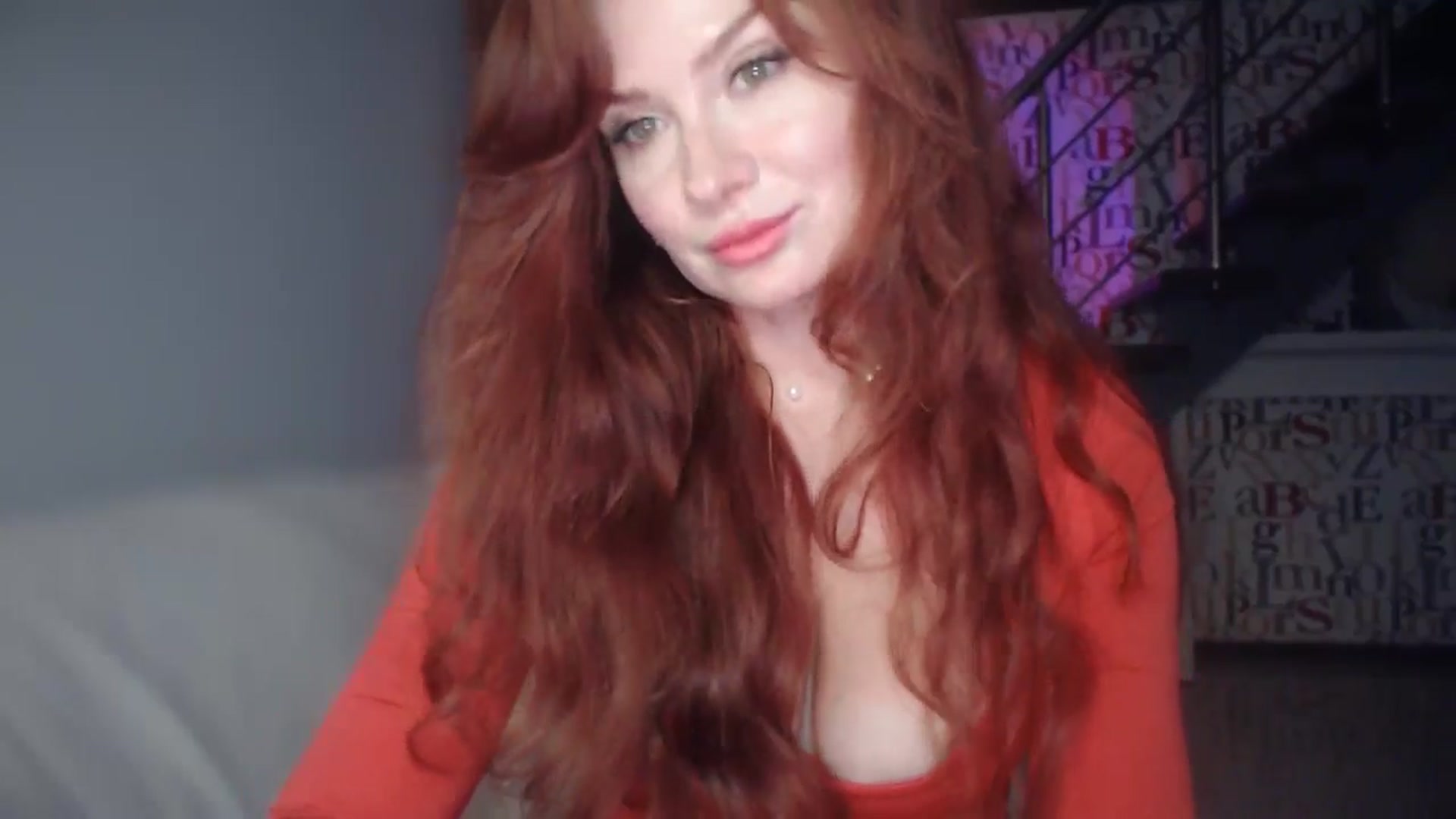 Gallery image thumbnail from Unhappy_one's myfreecams stream on, 10/27/2025, 15:12 image 18 of 20