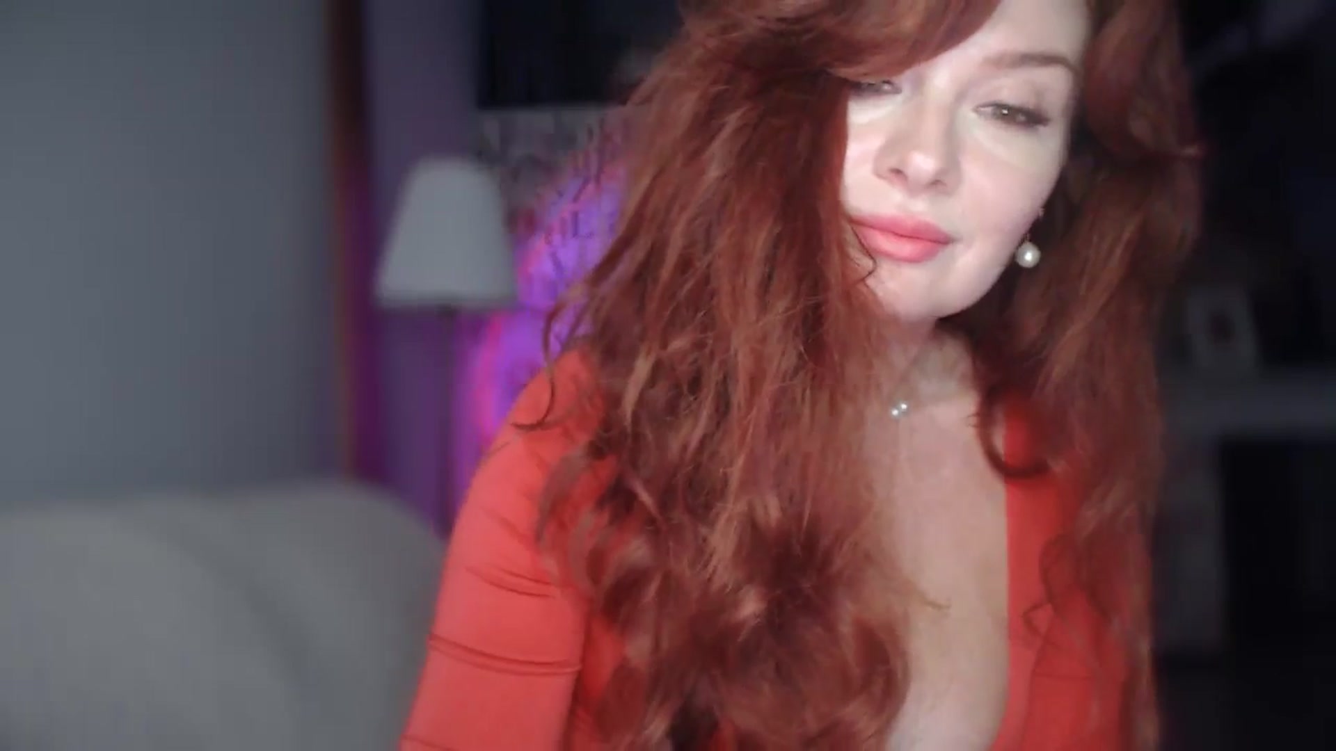 Gallery image thumbnail from Unhappy_one's myfreecams stream on, 10/27/2025, 16:48 image 5 of 20