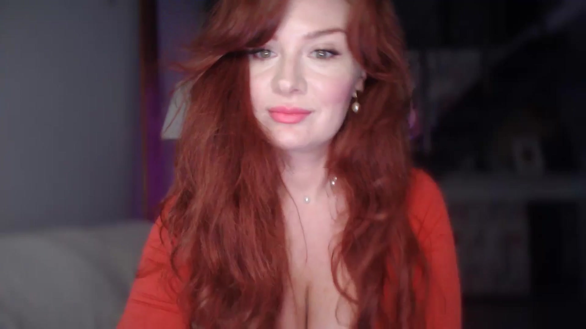 Gallery image thumbnail from Unhappy_one's myfreecams stream on, 10/27/2025, 16:48 image 11 of 20