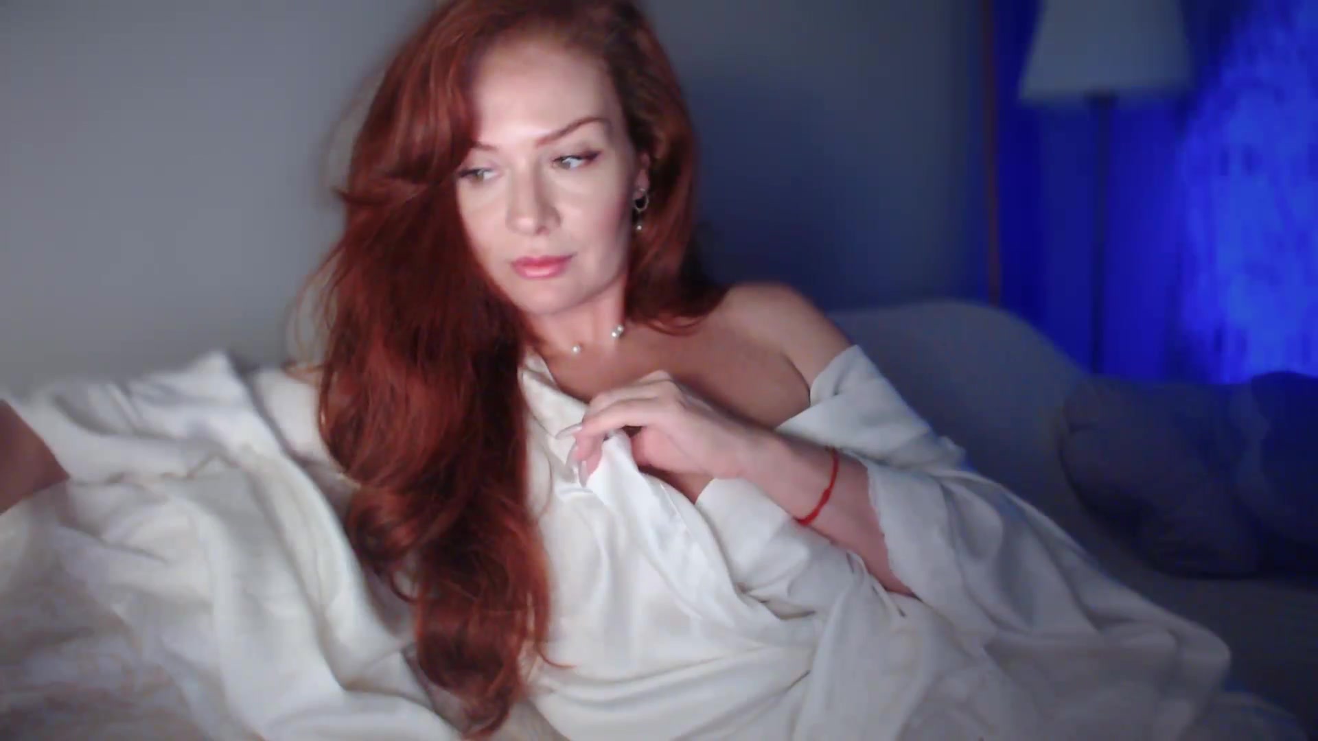 Gallery image thumbnail from Unhappy_one's myfreecams stream on, 10/30/2025, 16:09 image 19 of 20