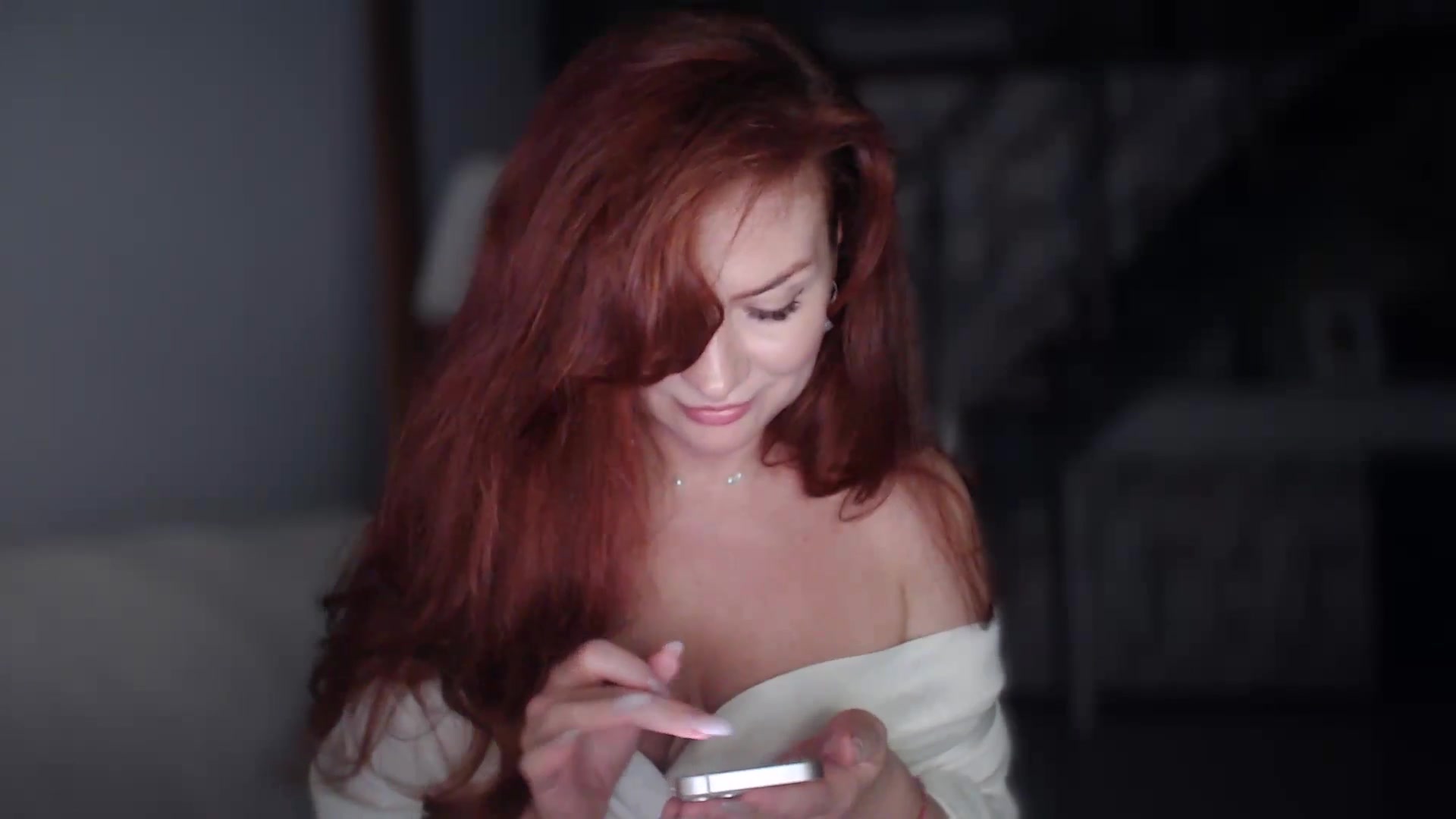 Gallery image thumbnail from Unhappy_one's myfreecams stream on, 10/30/2025, 16:09 image 14 of 20