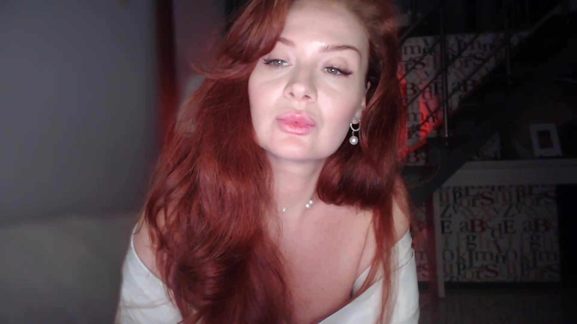 Gallery image thumbnail from Unhappy_one's myfreecams stream on, 10/30/2025, 16:09 image 20 of 20