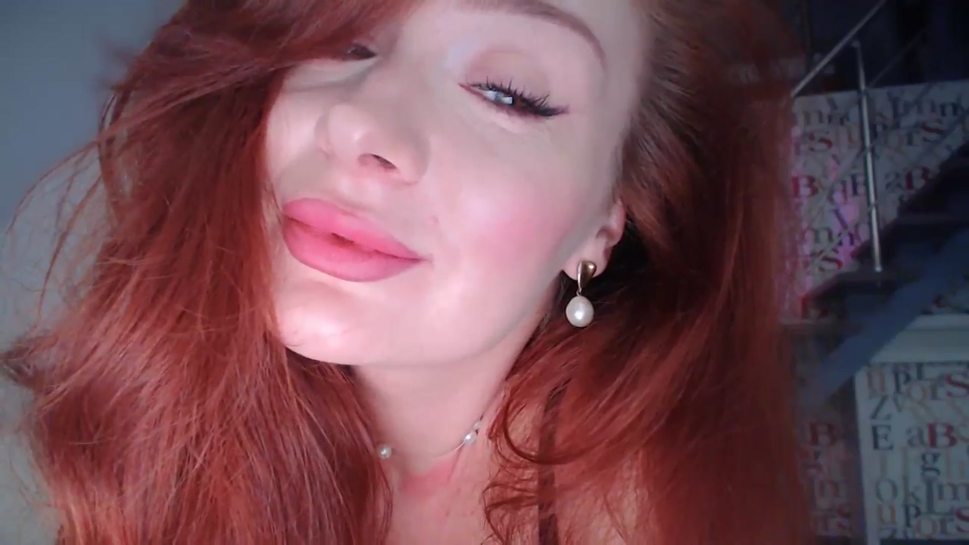 Gallery image thumbnail from Unhappy_one's myfreecams stream on, 11/01/2025, 14:29 image 14 of 20