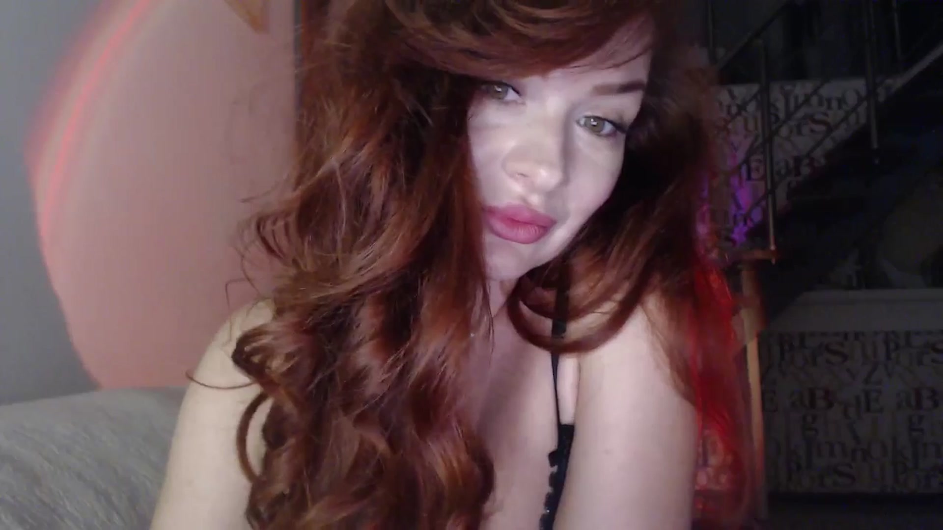 Gallery image thumbnail from Unhappy_one's myfreecams stream on, 11/01/2025, 17:32 image 4 of 20