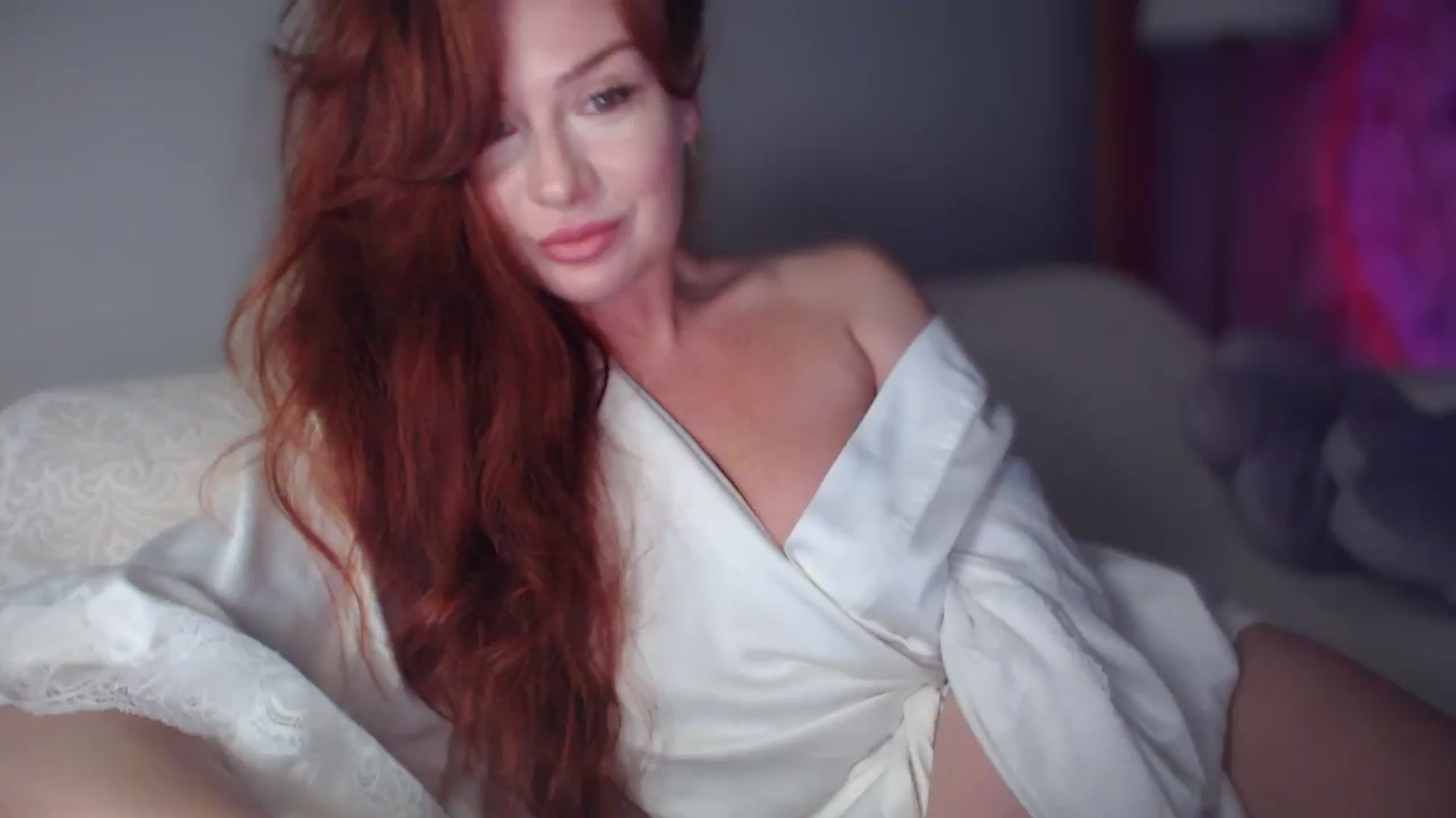 Gallery image thumbnail from Unhappy_one's myfreecams stream on, 11/07/2025, 14:55 image 1 of 20