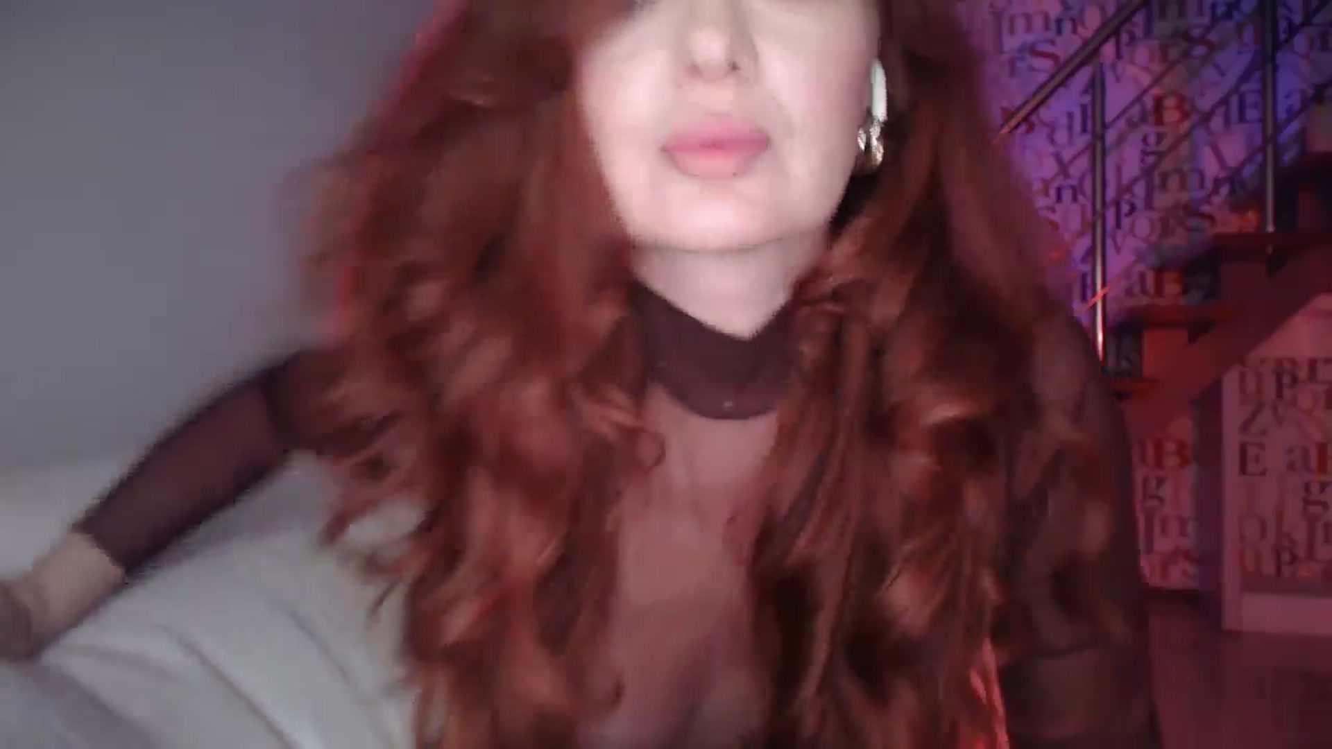 Gallery image thumbnail from Unhappy_one's myfreecams stream on, 11/13/2025, 16:00 image 12 of 20