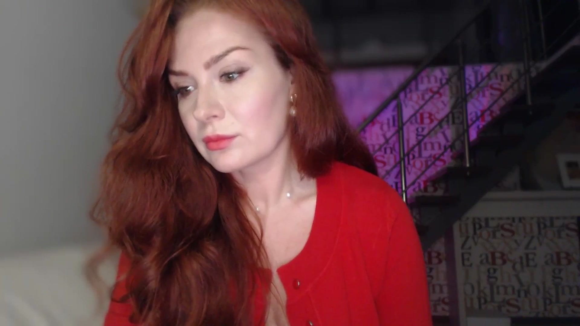 Gallery image thumbnail from Unhappy_one's myfreecams stream on, 11/17/2025, 17:29 image 12 of 20