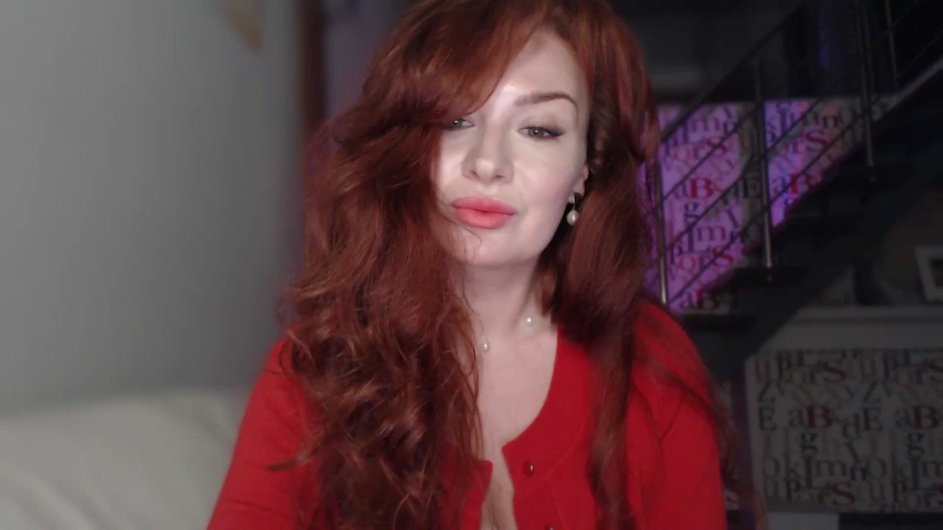 Gallery image thumbnail from Unhappy_one's myfreecams stream on, 11/17/2025, 17:29 image 17 of 20