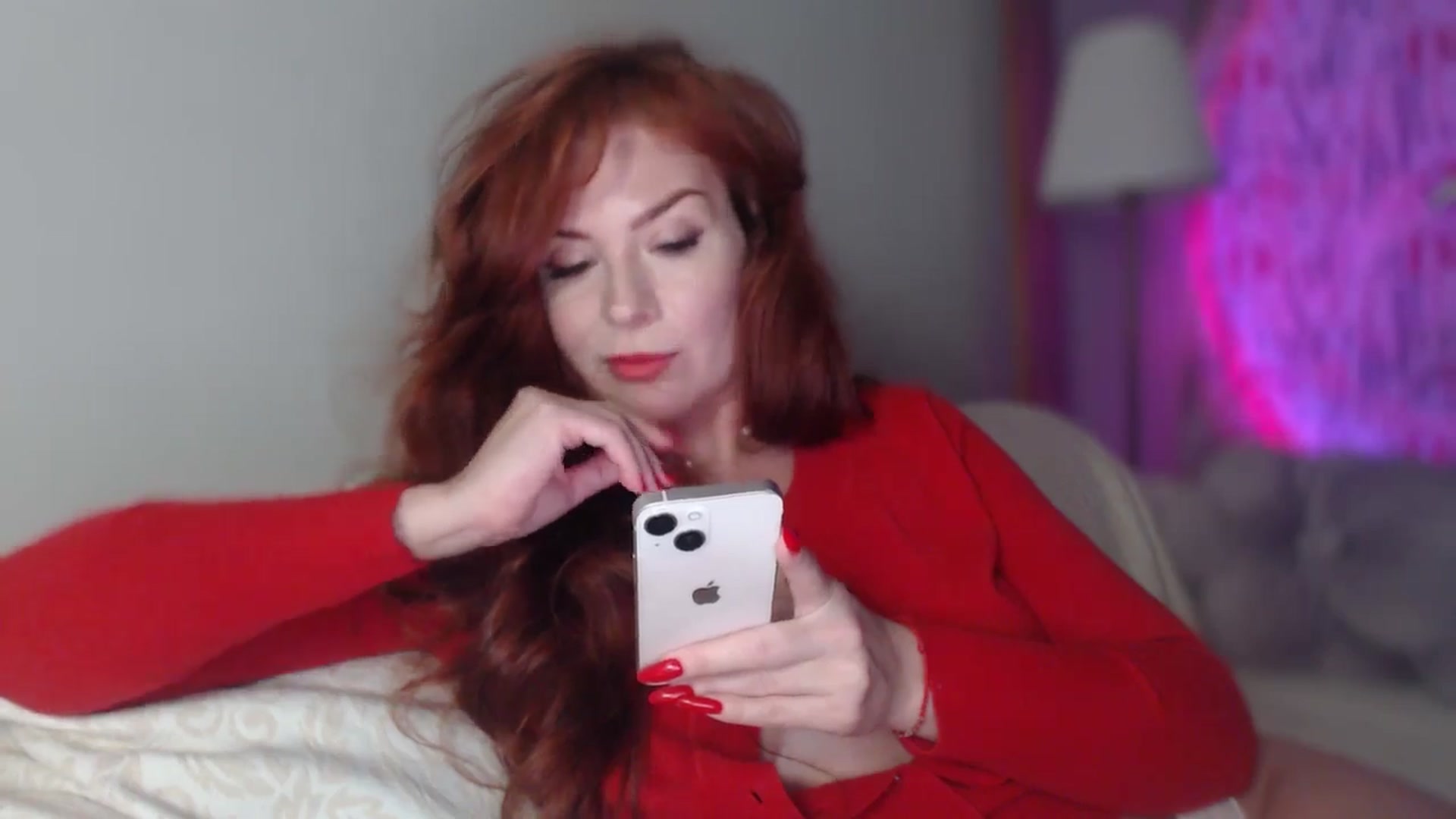 Gallery image thumbnail from Unhappy_one's myfreecams stream on, 11/17/2025, 17:29 image 6 of 20