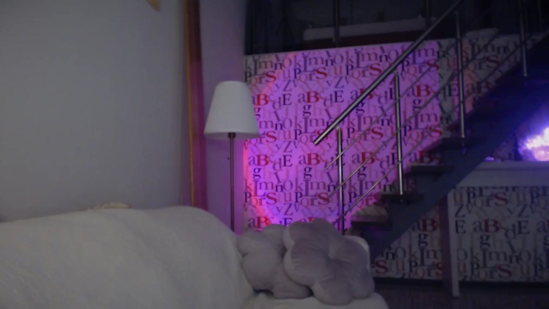 Gallery image thumbnail from Unhappy_one's myfreecams stream on, 12/04/2025, 13:46 image 1 of 20