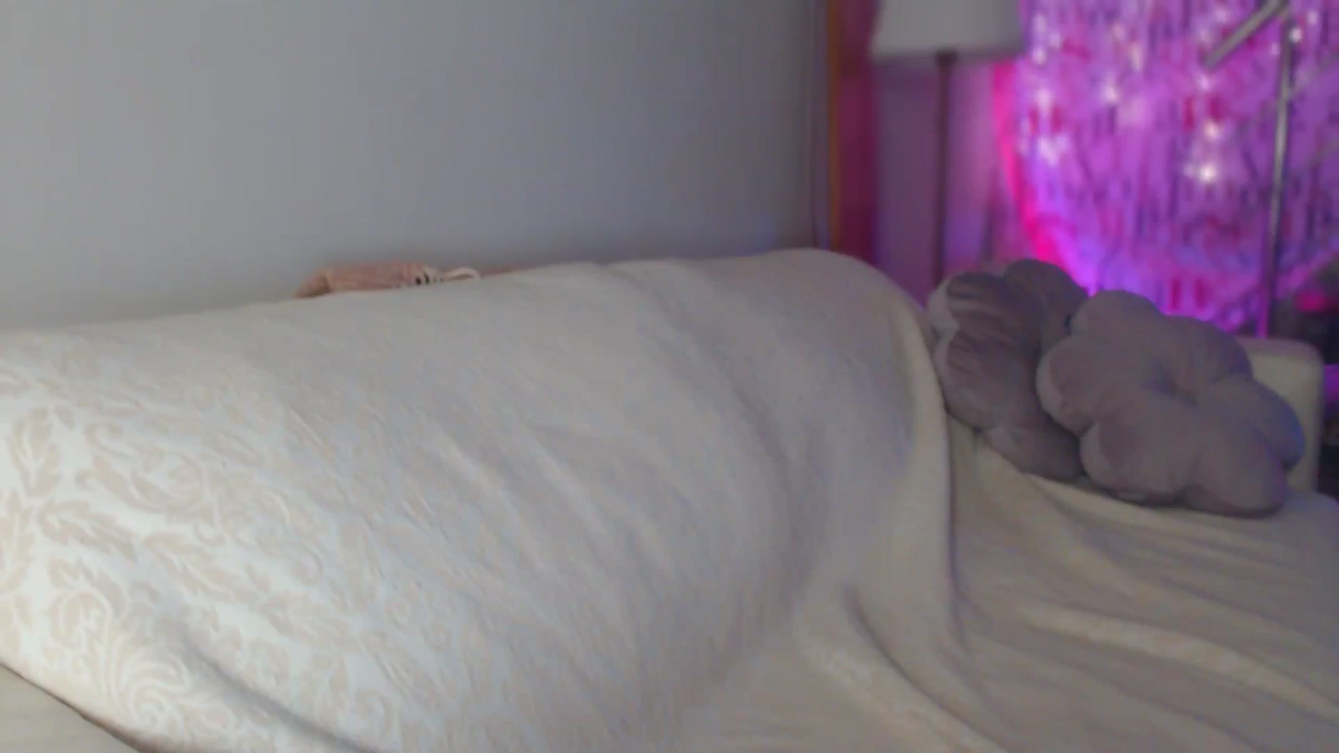 Gallery image thumbnail from Unhappy_one's myfreecams stream on, 12/08/2025, 16:26 image 11 of 20