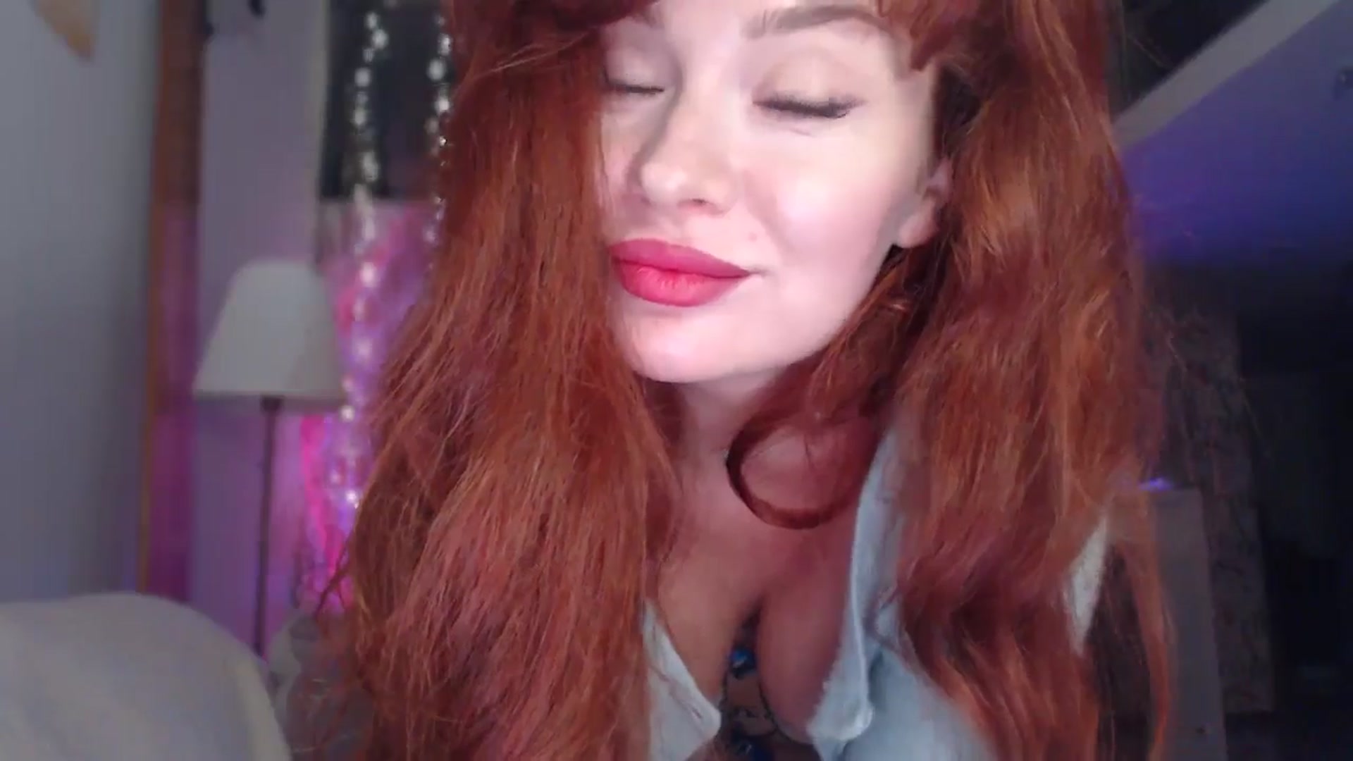Gallery image thumbnail from Unhappy_one's myfreecams stream on, 12/08/2025, 17:44 image 10 of 20