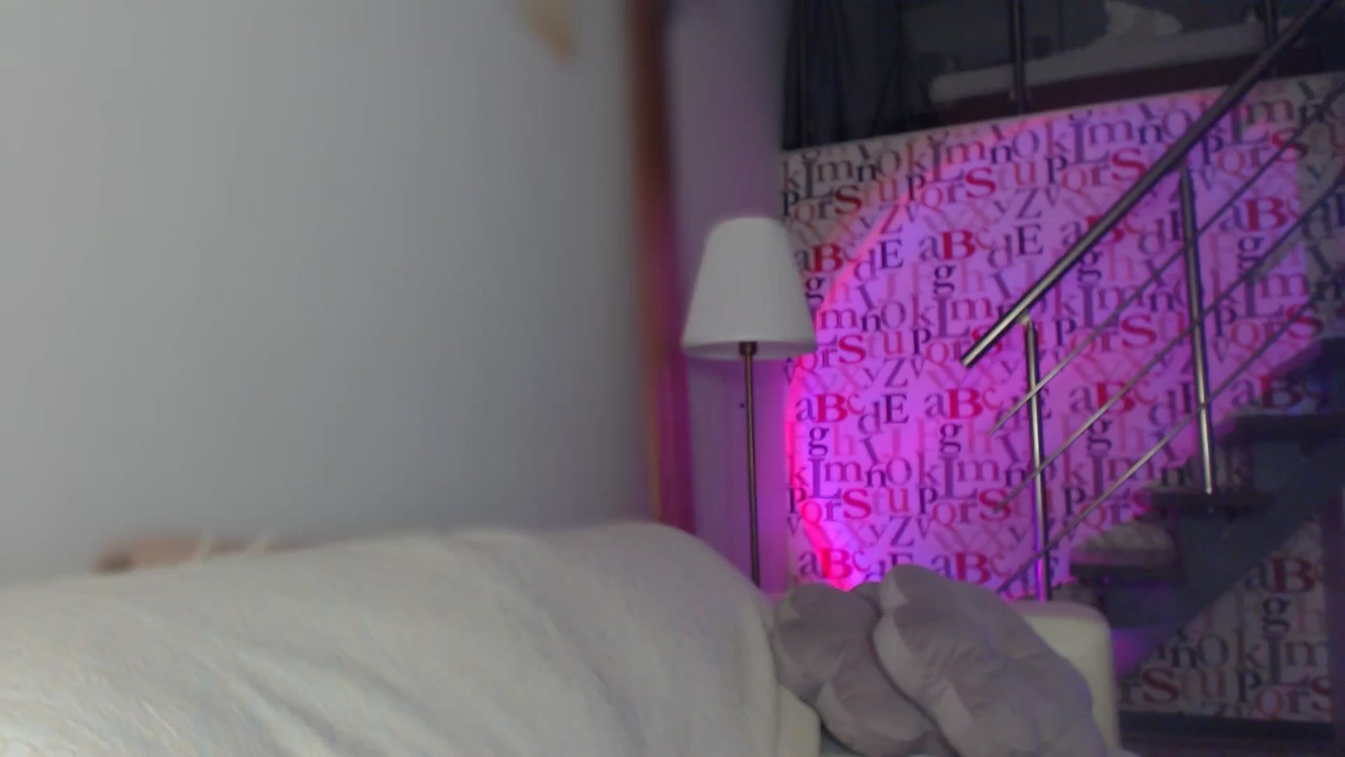 Gallery image thumbnail from Unhappy_one's myfreecams stream on, 12/09/2025, 16:31 image 19 of 20