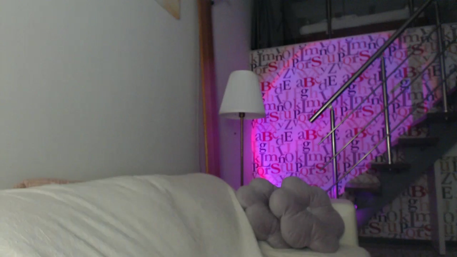 Gallery image thumbnail from Unhappy_one's myfreecams stream on, 12/16/2025, 15:43 image 7 of 20