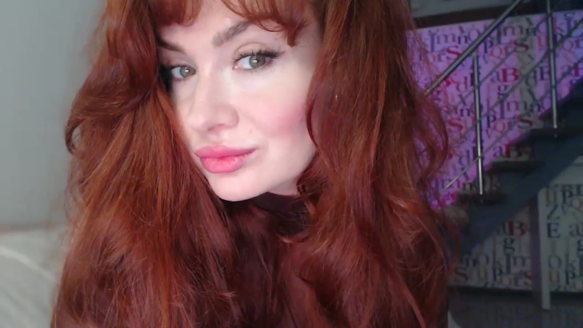 Gallery image thumbnail from Unhappy_one's myfreecams stream on, 12/19/2025, 14:46 image 2 of 20