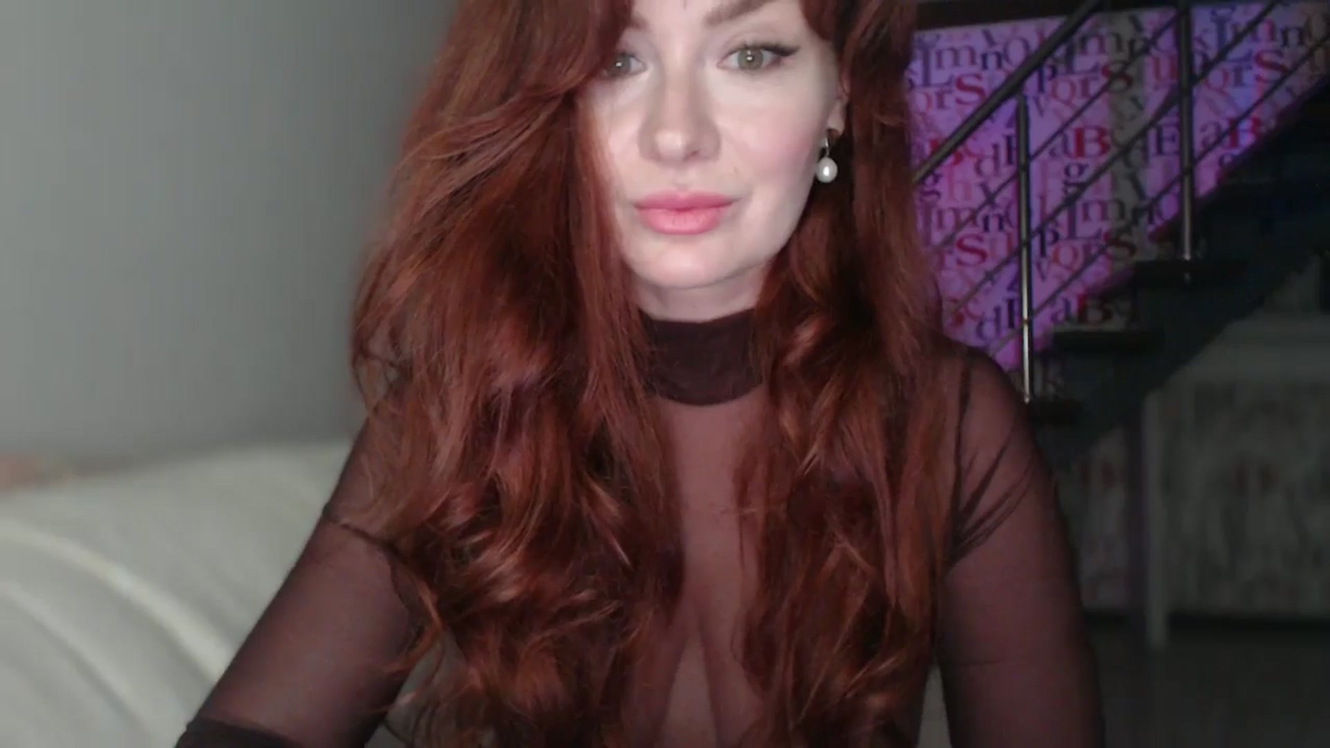 Gallery image thumbnail from Unhappy_one's myfreecams stream on, 12/19/2025, 16:23 image 20 of 20