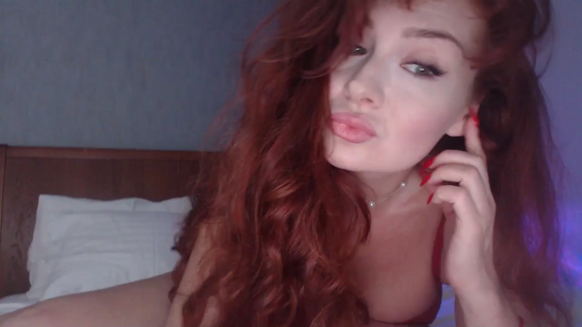 Gallery image thumbnail from Unhappy_one's myfreecams stream on, 12/20/2025, 13:22 image 9 of 20