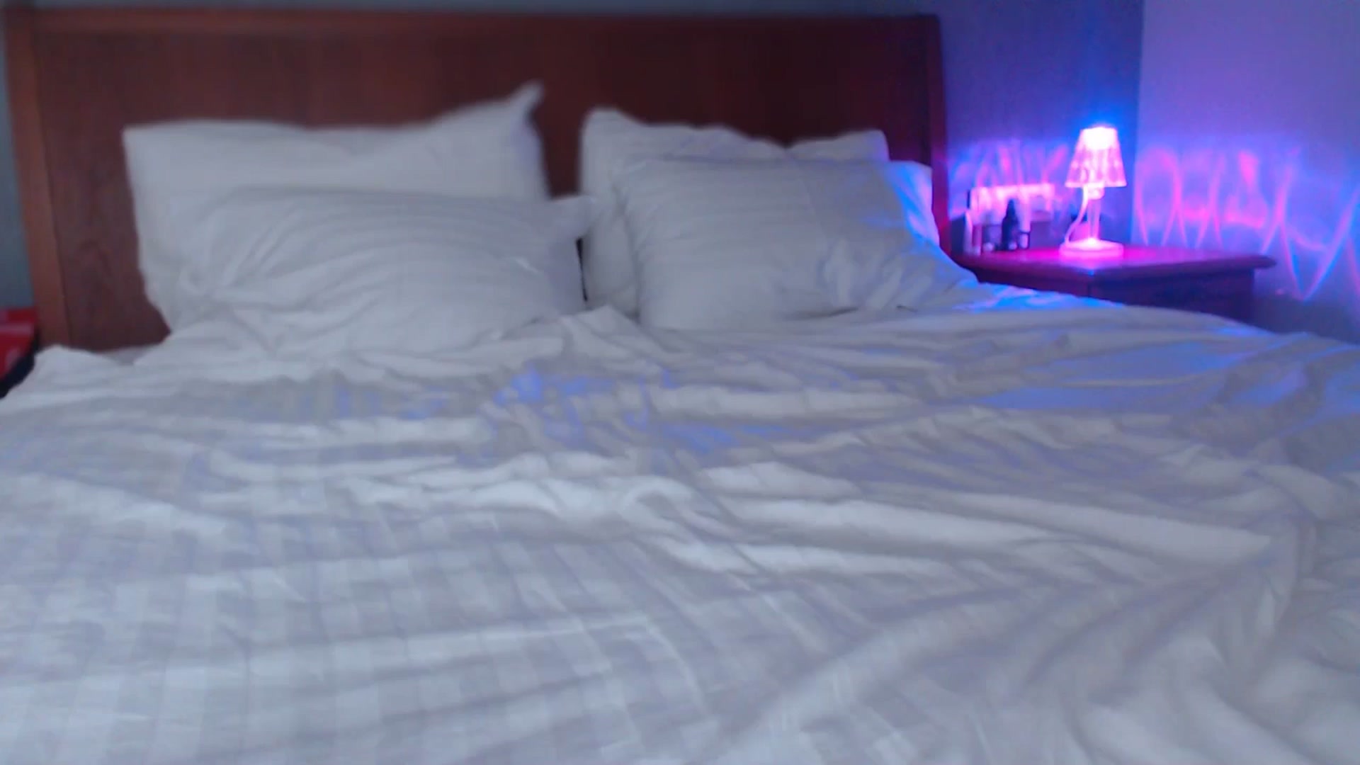 Gallery image thumbnail from Unhappy_one's myfreecams stream on, 12/20/2025, 16:21 image 14 of 20