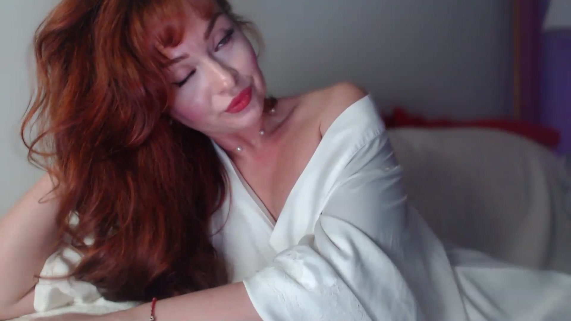 Gallery image thumbnail from Unhappy_one's myfreecams stream on, 12/21/2025, 14:10 image 4 of 20