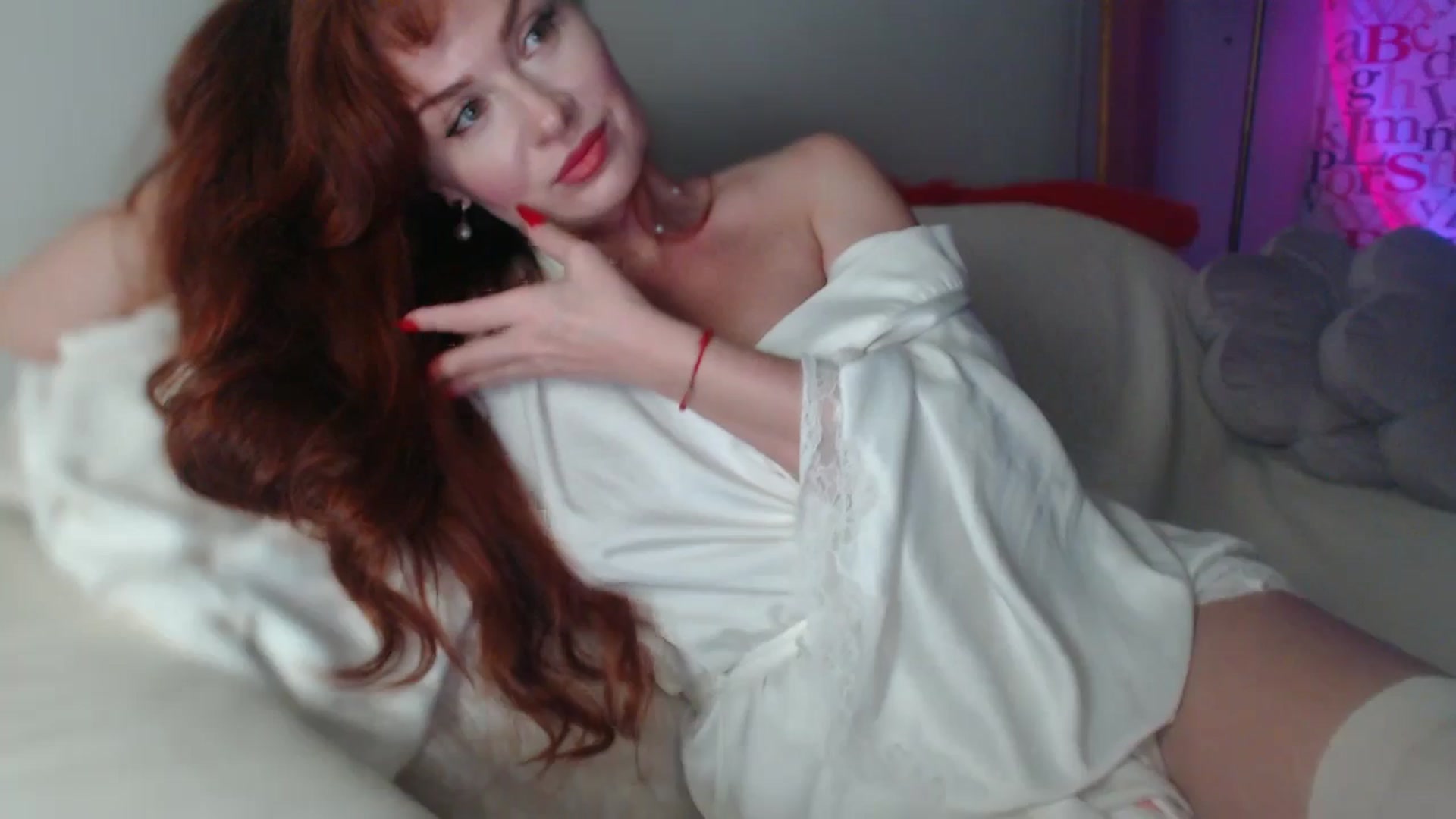Gallery image thumbnail from Unhappy_one's myfreecams stream on, 12/21/2025, 14:10 image 10 of 20