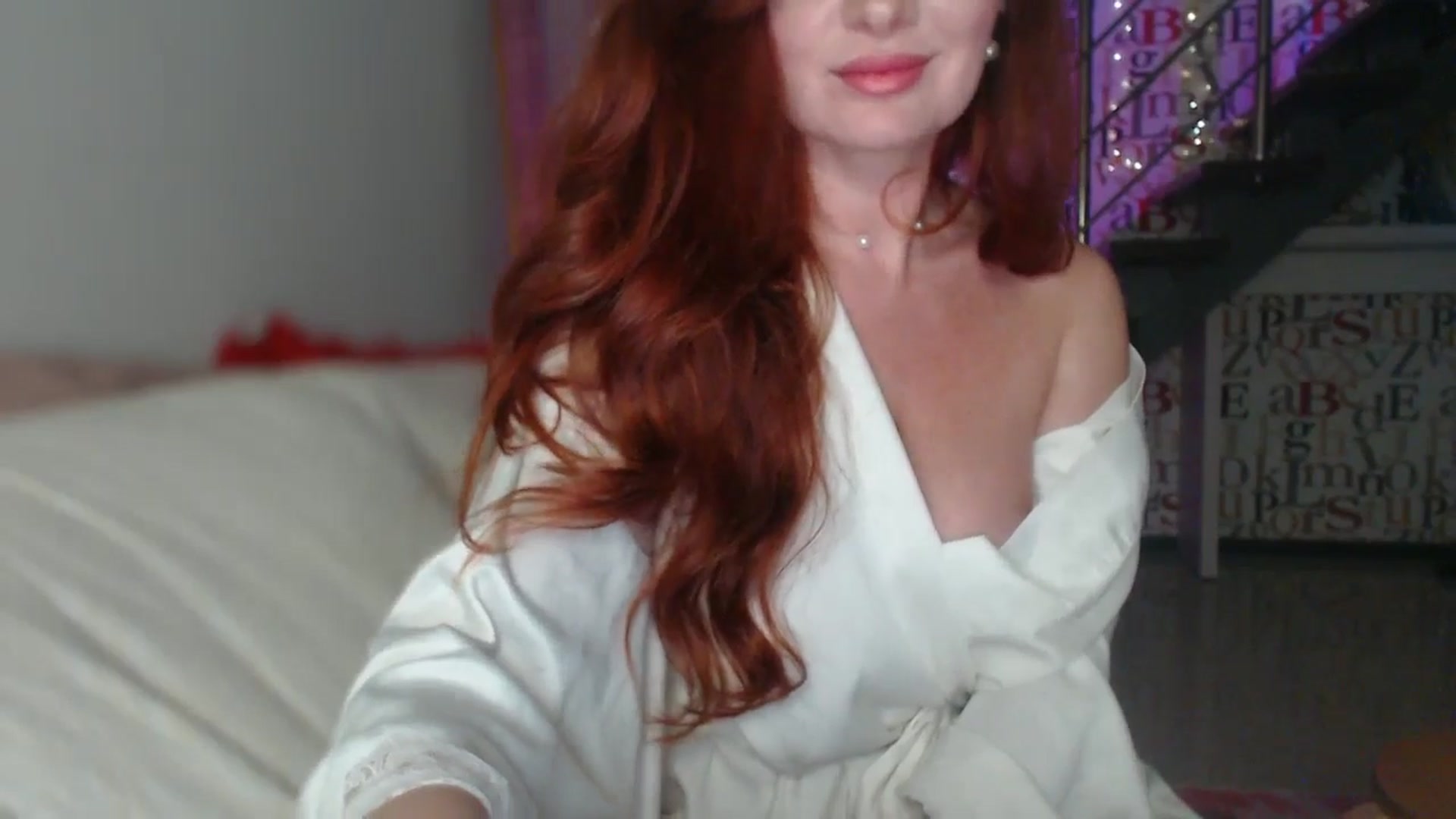 Gallery image thumbnail from Unhappy_one's myfreecams stream on, 12/21/2025, 16:32 image 19 of 20