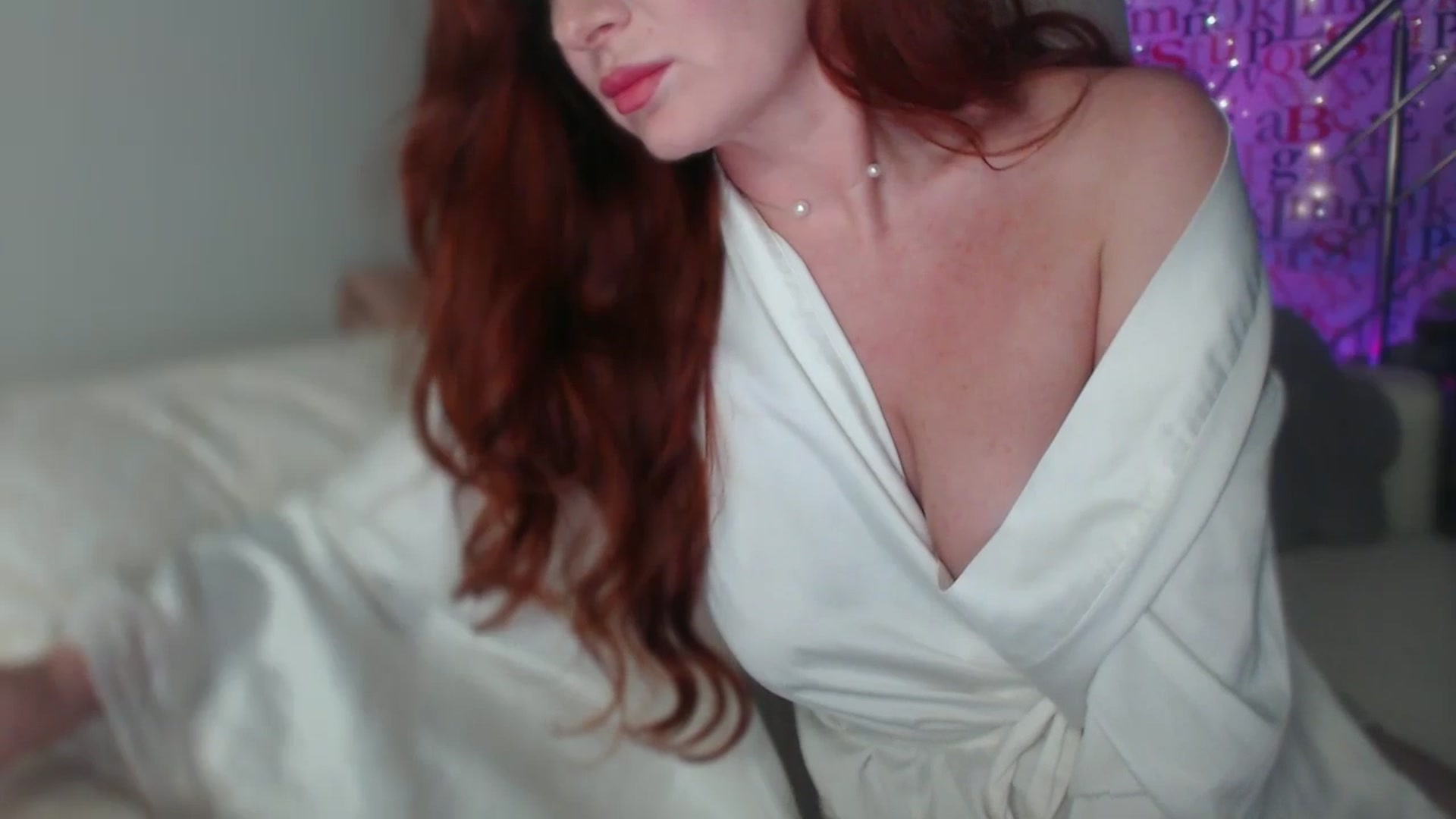 Gallery image thumbnail from Unhappy_one's myfreecams stream on, 12/21/2025, 16:32 image 10 of 20