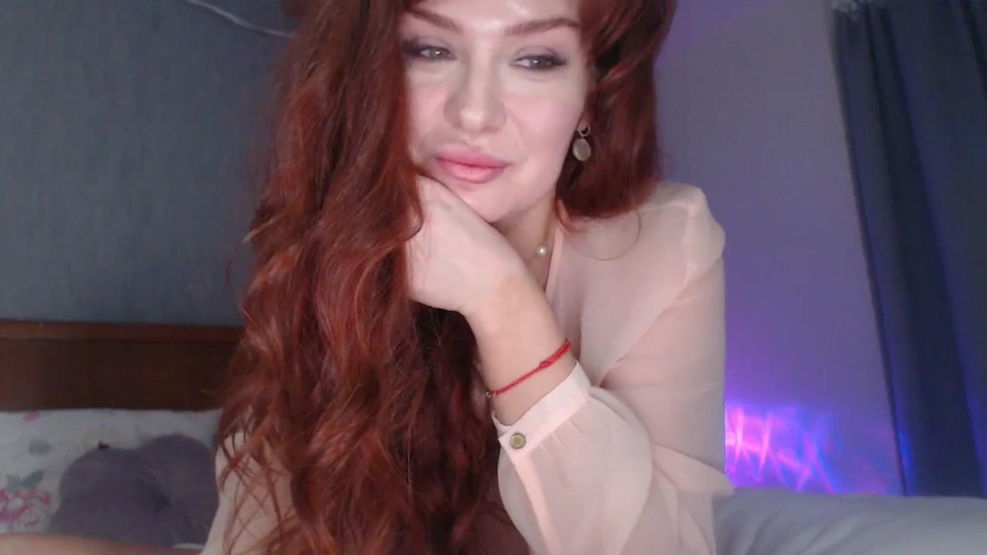 Gallery image thumbnail from Unhappy_one's myfreecams stream on, 02/06/2026, 15:31 image 17 of 20