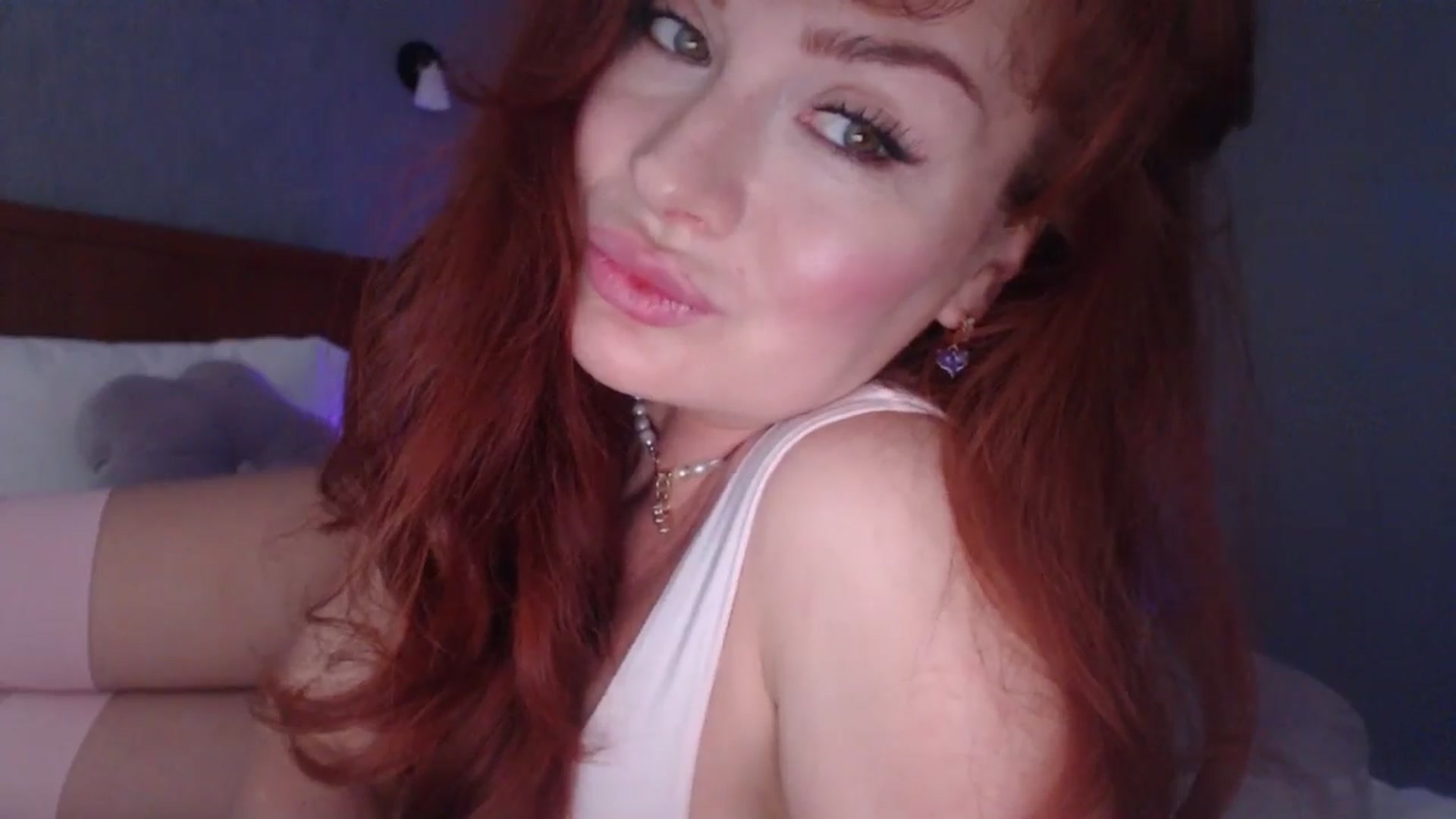 Gallery image thumbnail from Unhappy_one's myfreecams stream on, 03/31/2026, 16:38 image 20 of 20
