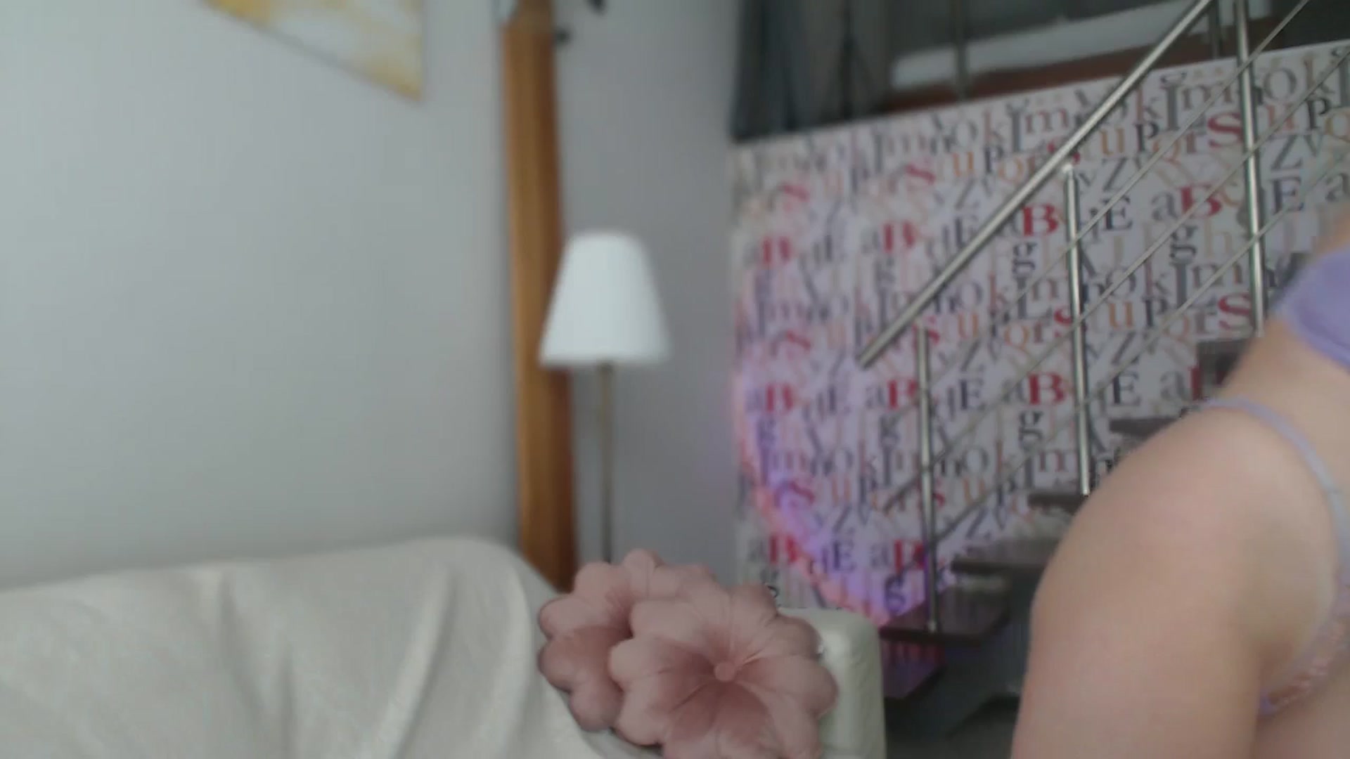 Gallery image thumbnail from Unhappy_one's myfreecams stream on, 04/19/2026, 13:38 image 18 of 20