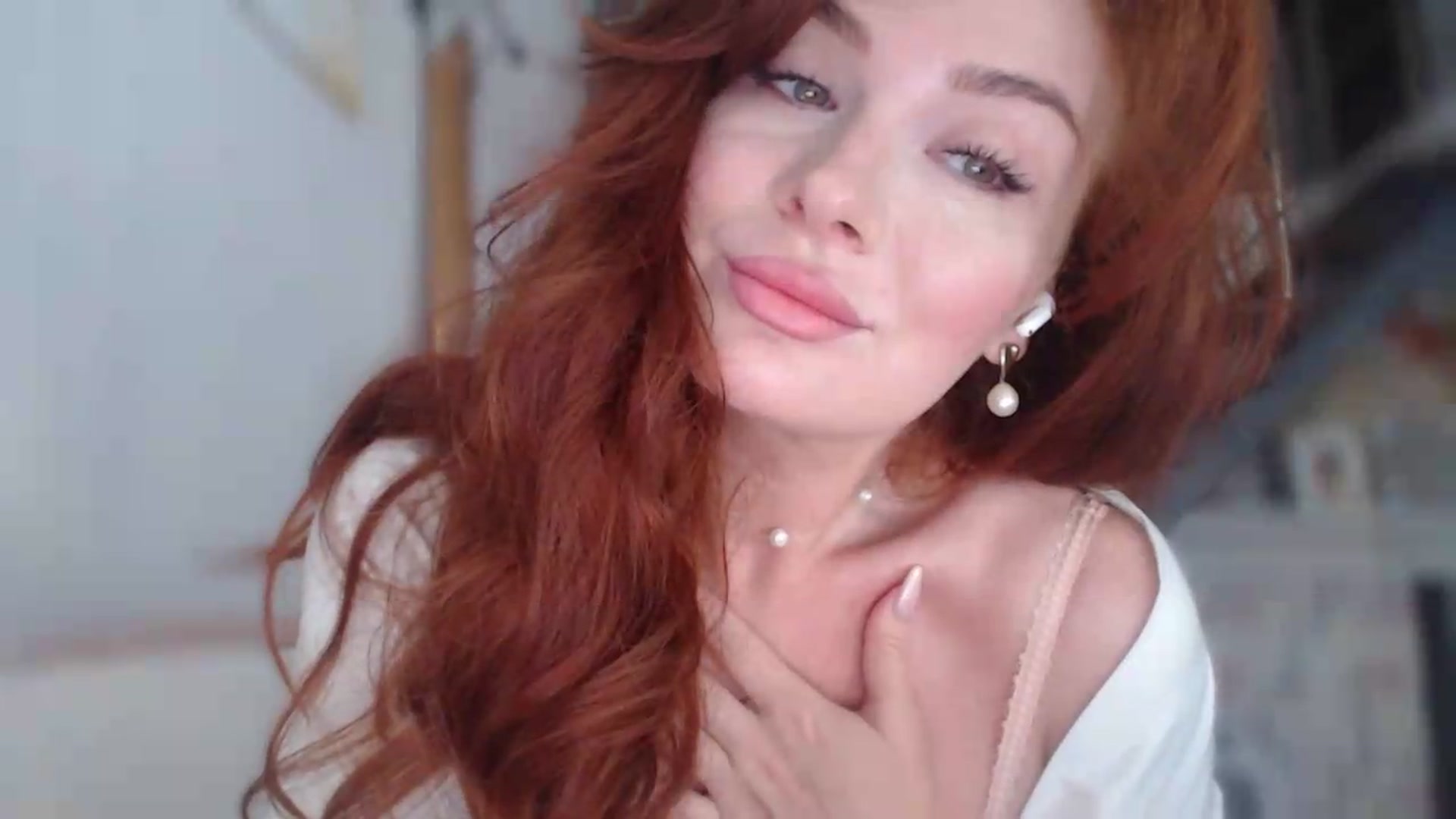 Gallery image thumbnail from Unhappy_one's myfreecams stream on, 05/29/2026, 14:52 image 17 of 20